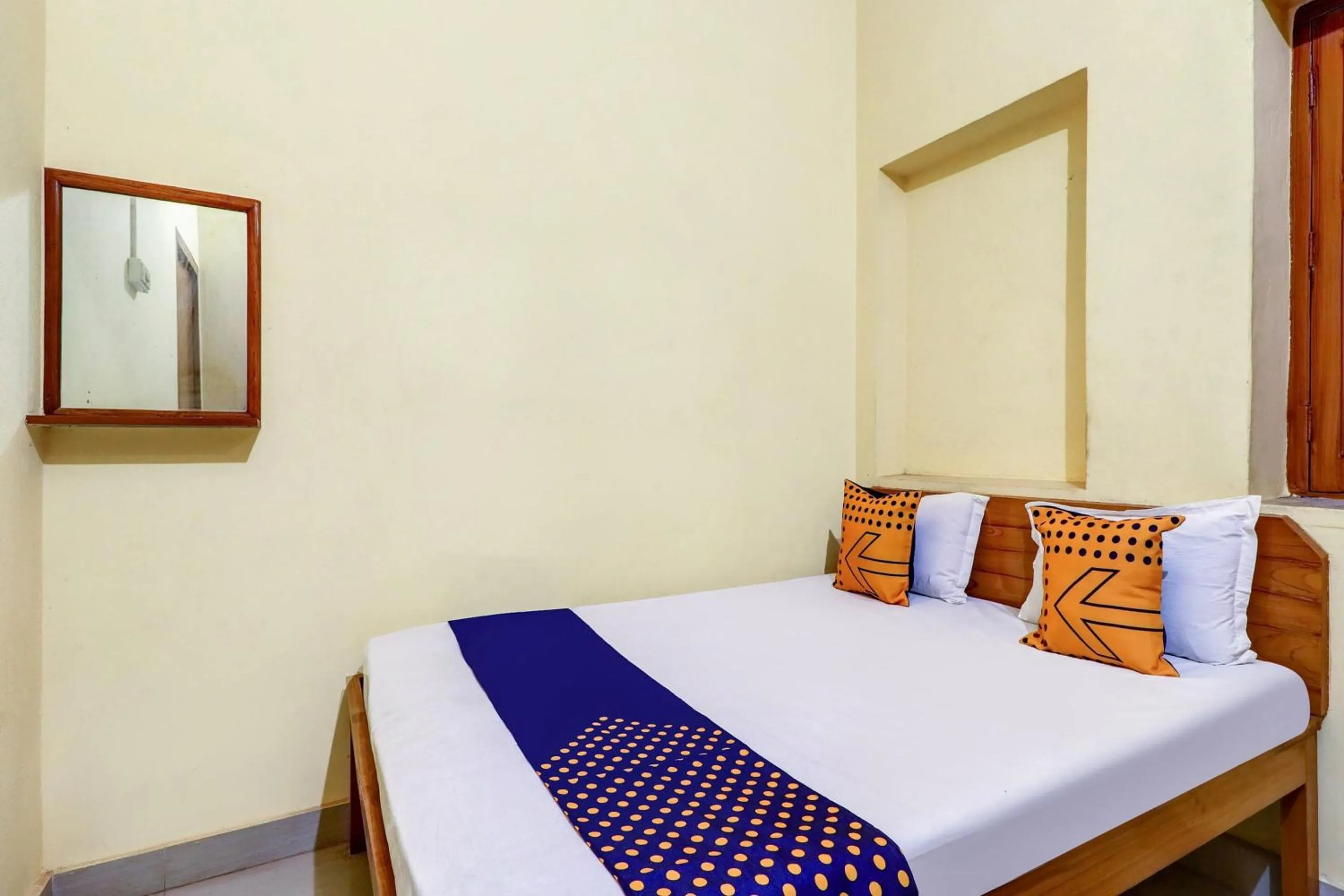 Bedroom, Bed in Hotel O Shivaye Rest House