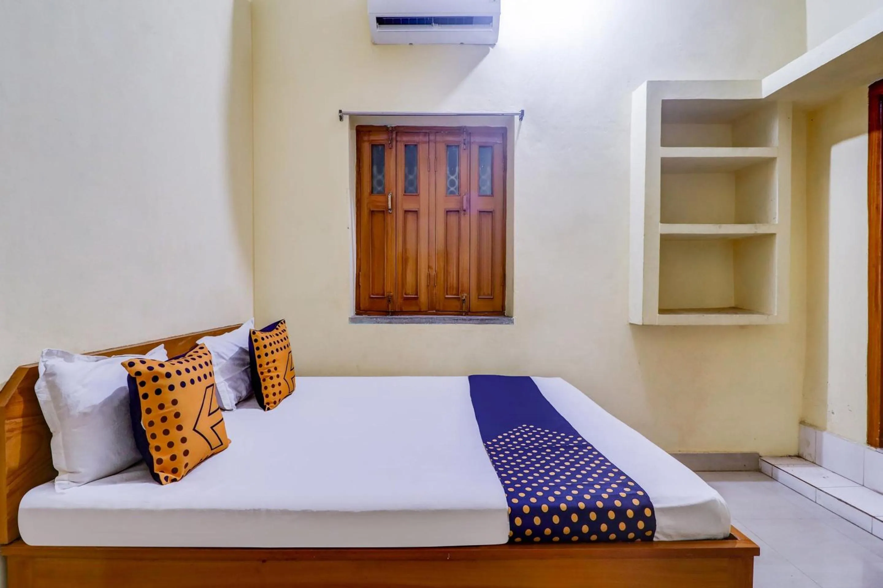 Bedroom, Bed in Hotel O Shivaye Rest House