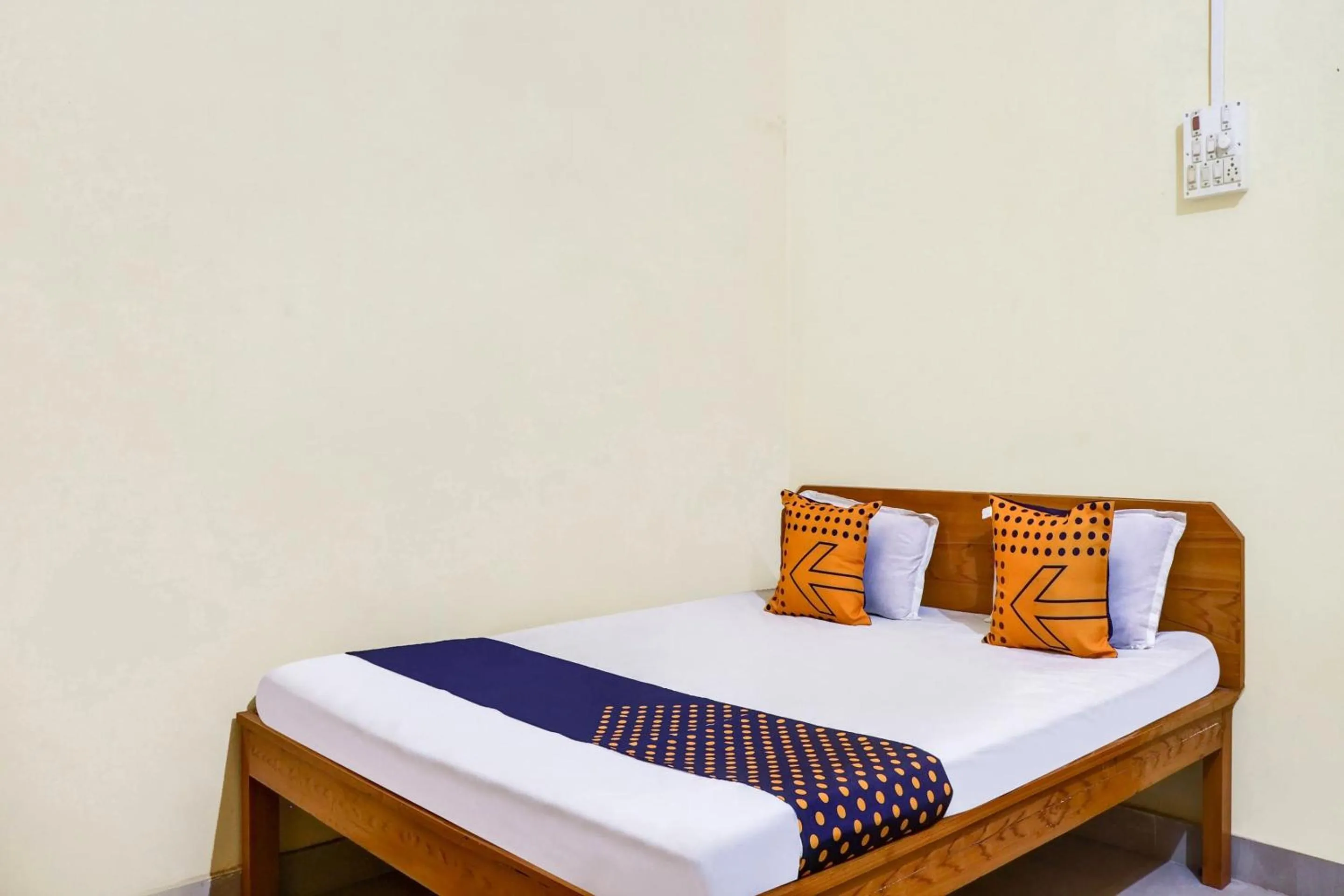 Bedroom, Bed in Hotel O Shivaye Rest House