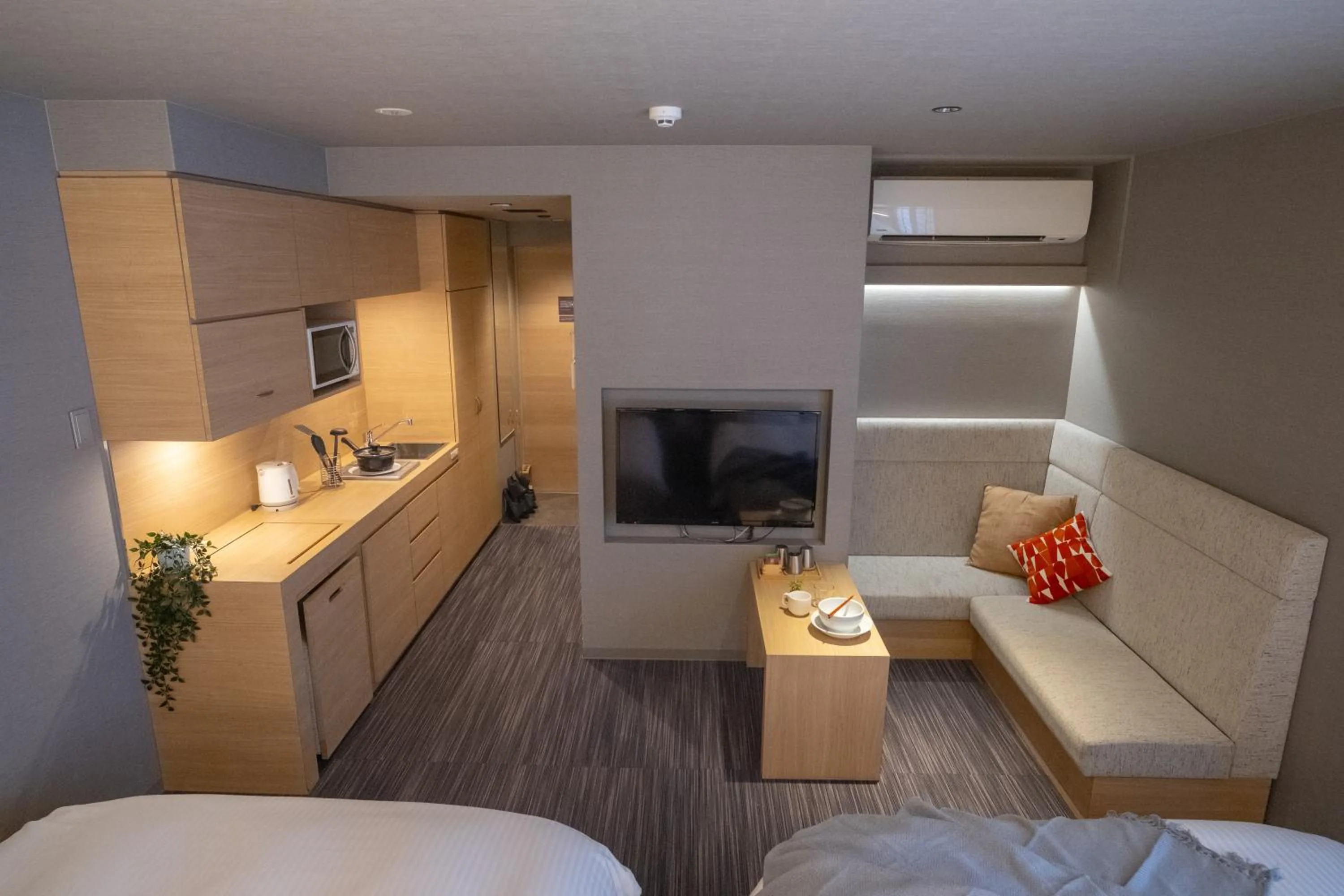 TV and multimedia, Bed in ORI Kyoto