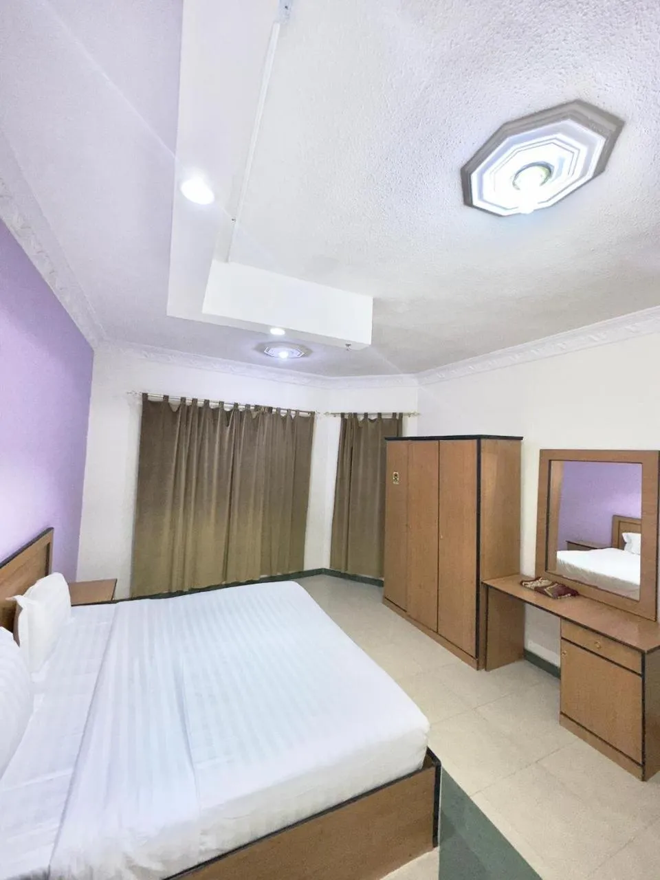 Bed in Golden Quba 1