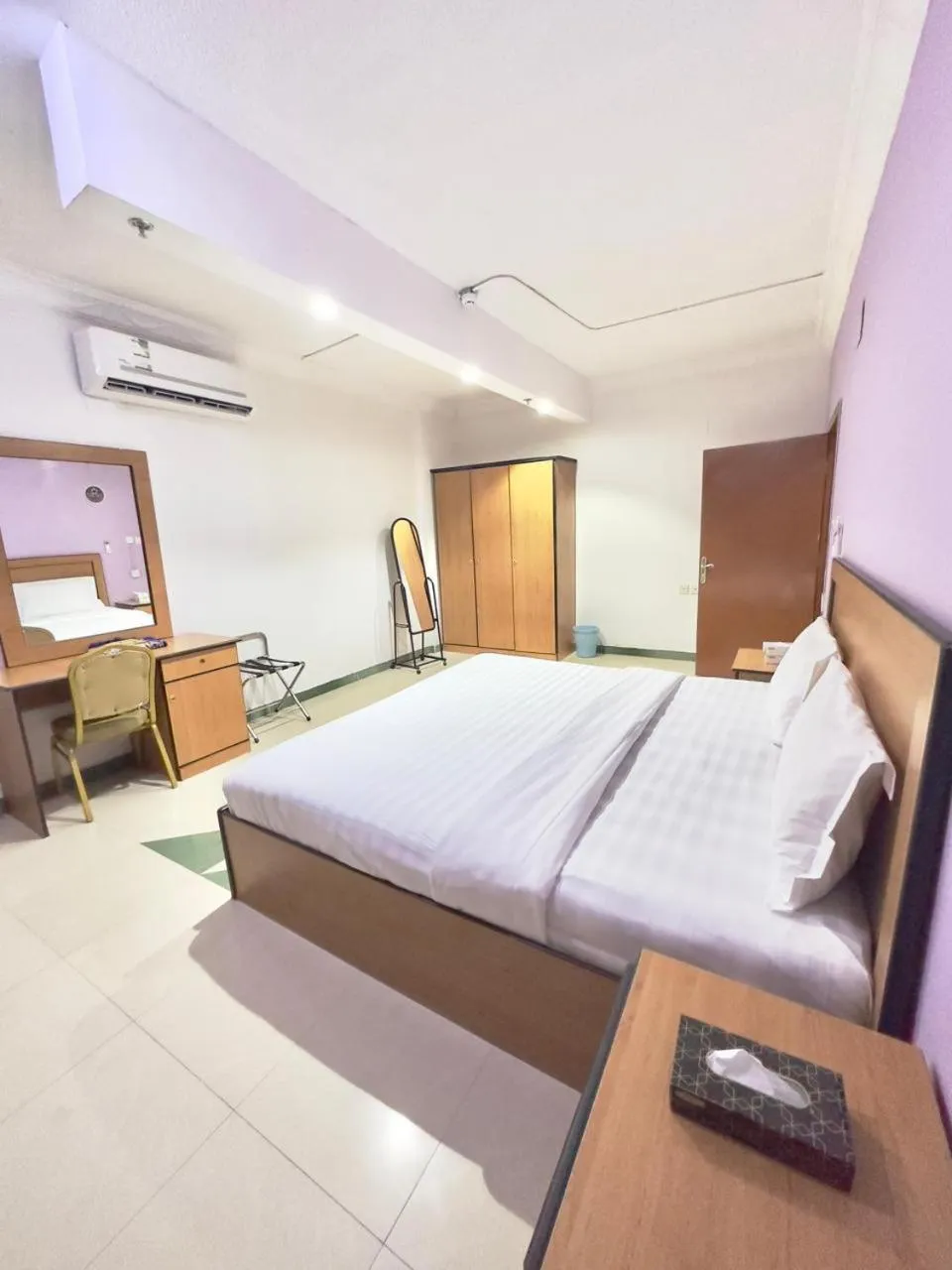 Bed in Golden Quba 1