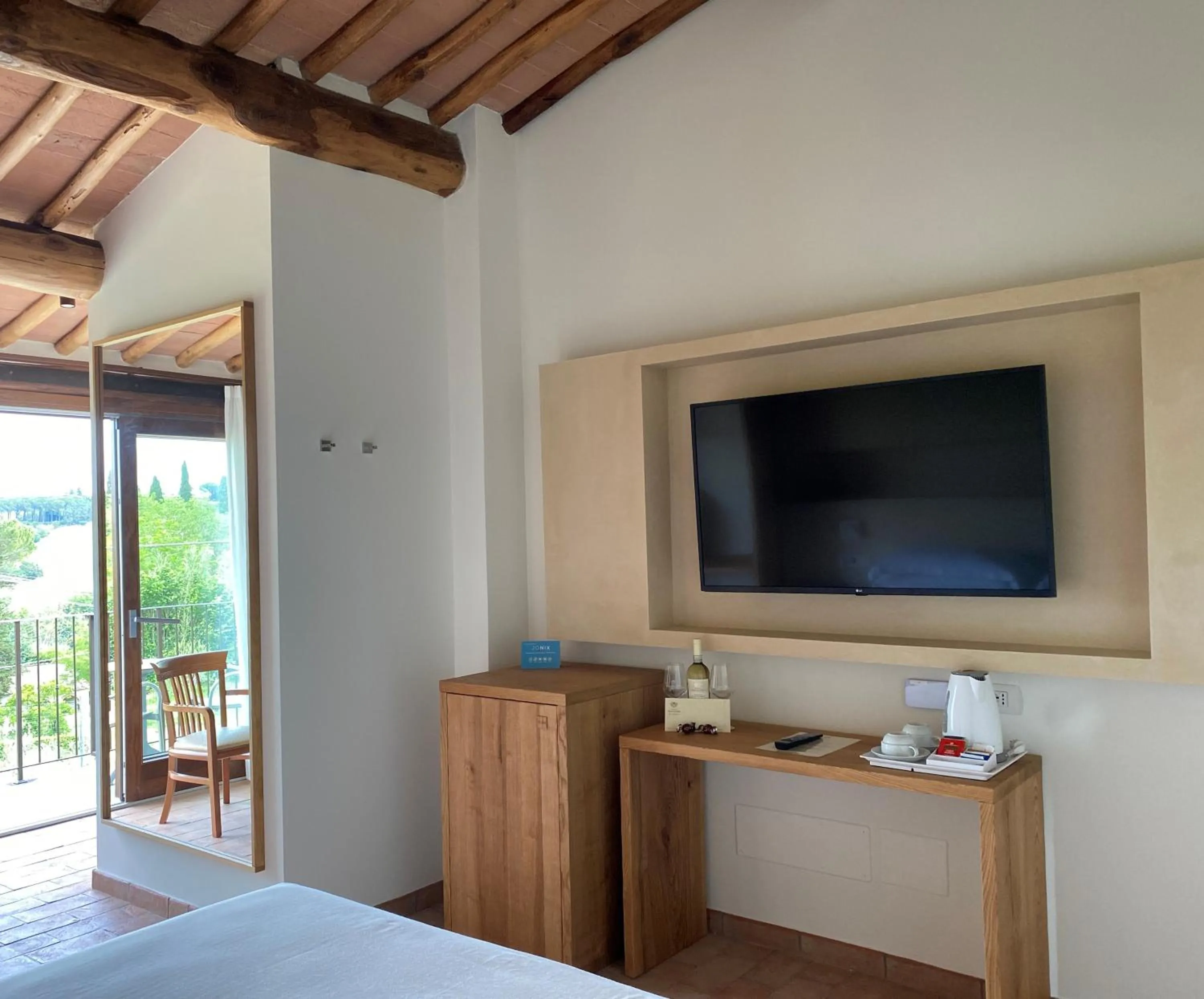 Photo of the whole room, Bed in Tenuta Sovestro - Agriturismo e winery