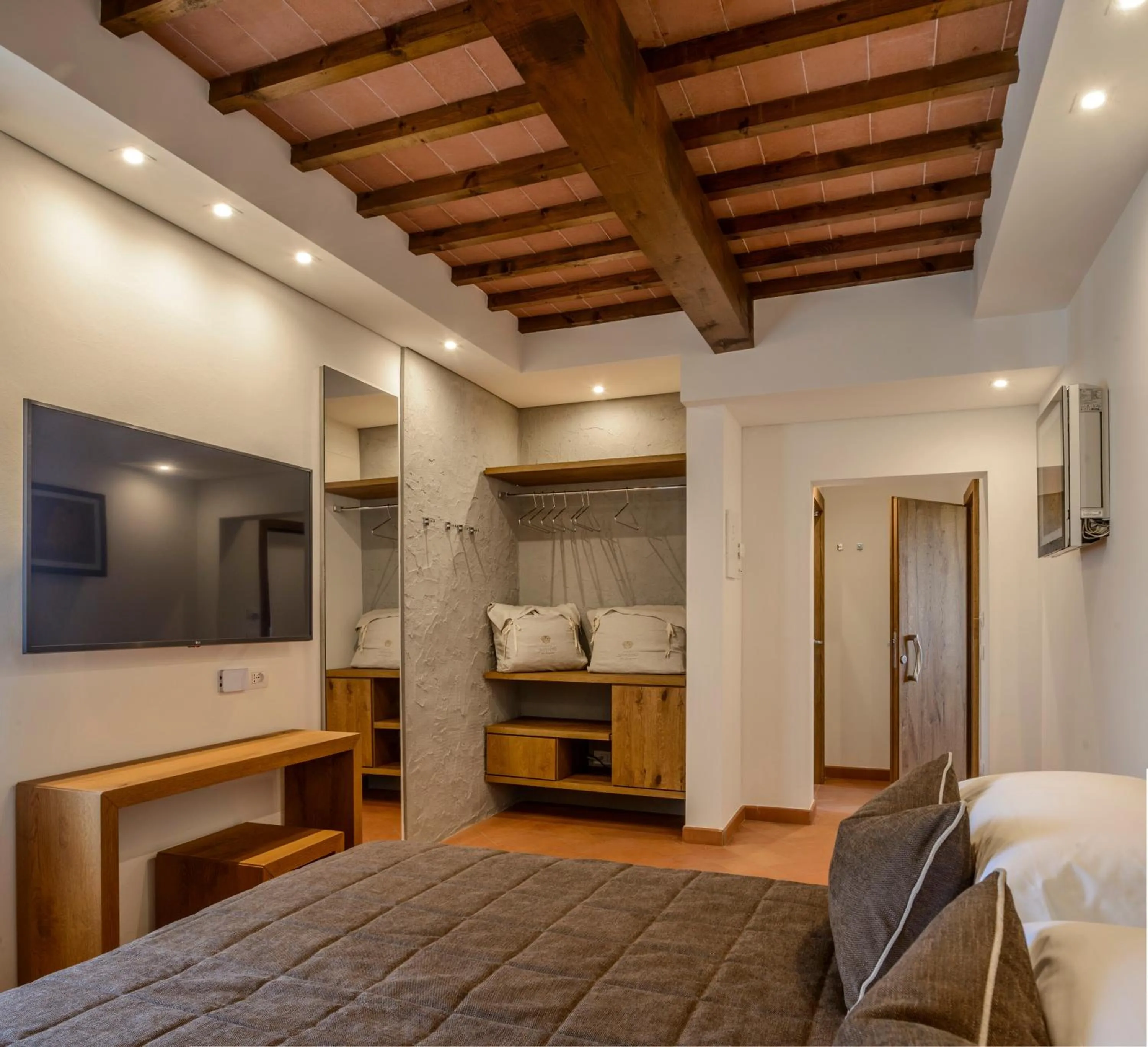 Photo of the whole room, Bed in Tenuta Sovestro - Agriturismo e winery