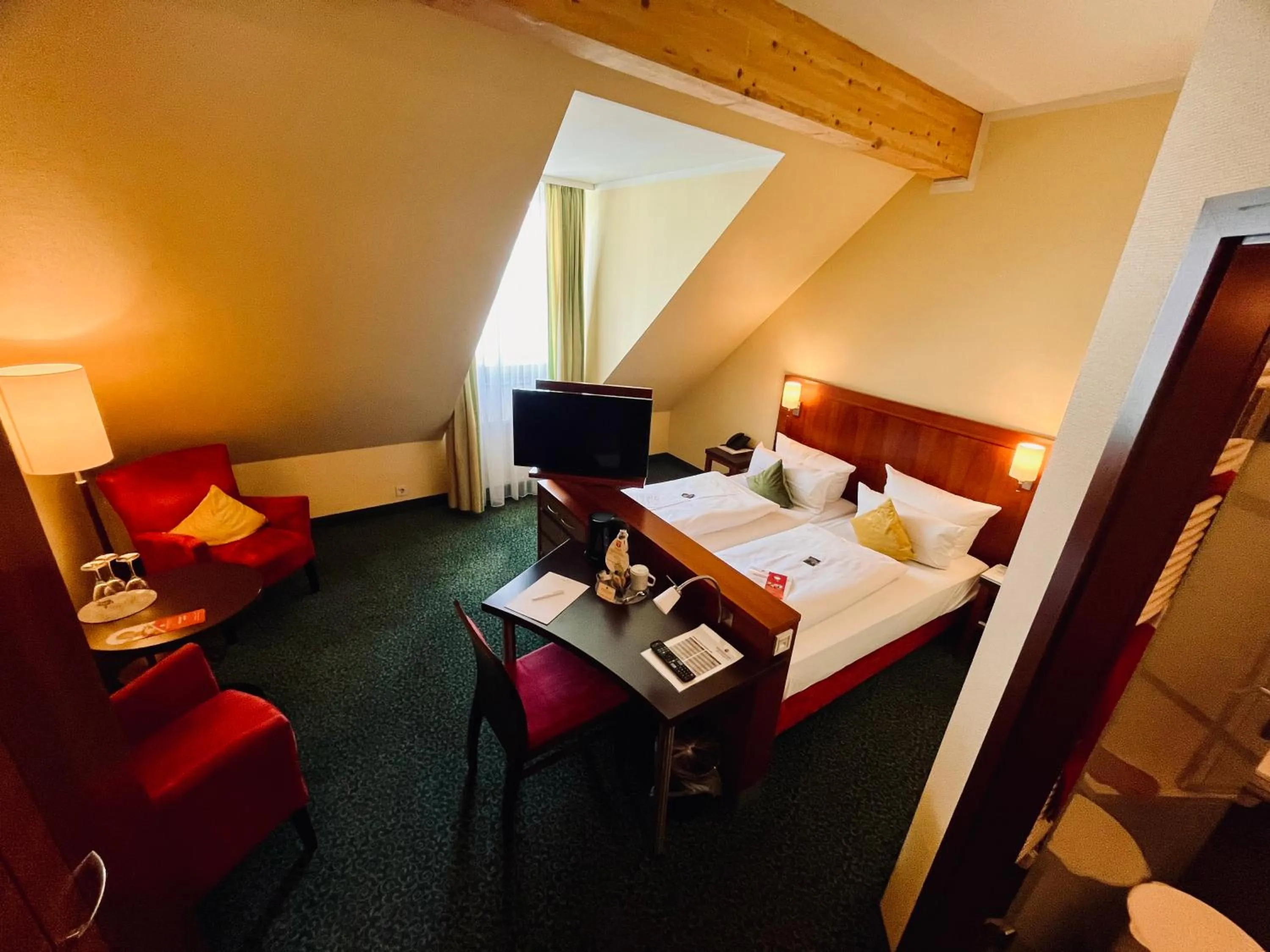 Bed in Hotel Weisses Lamm