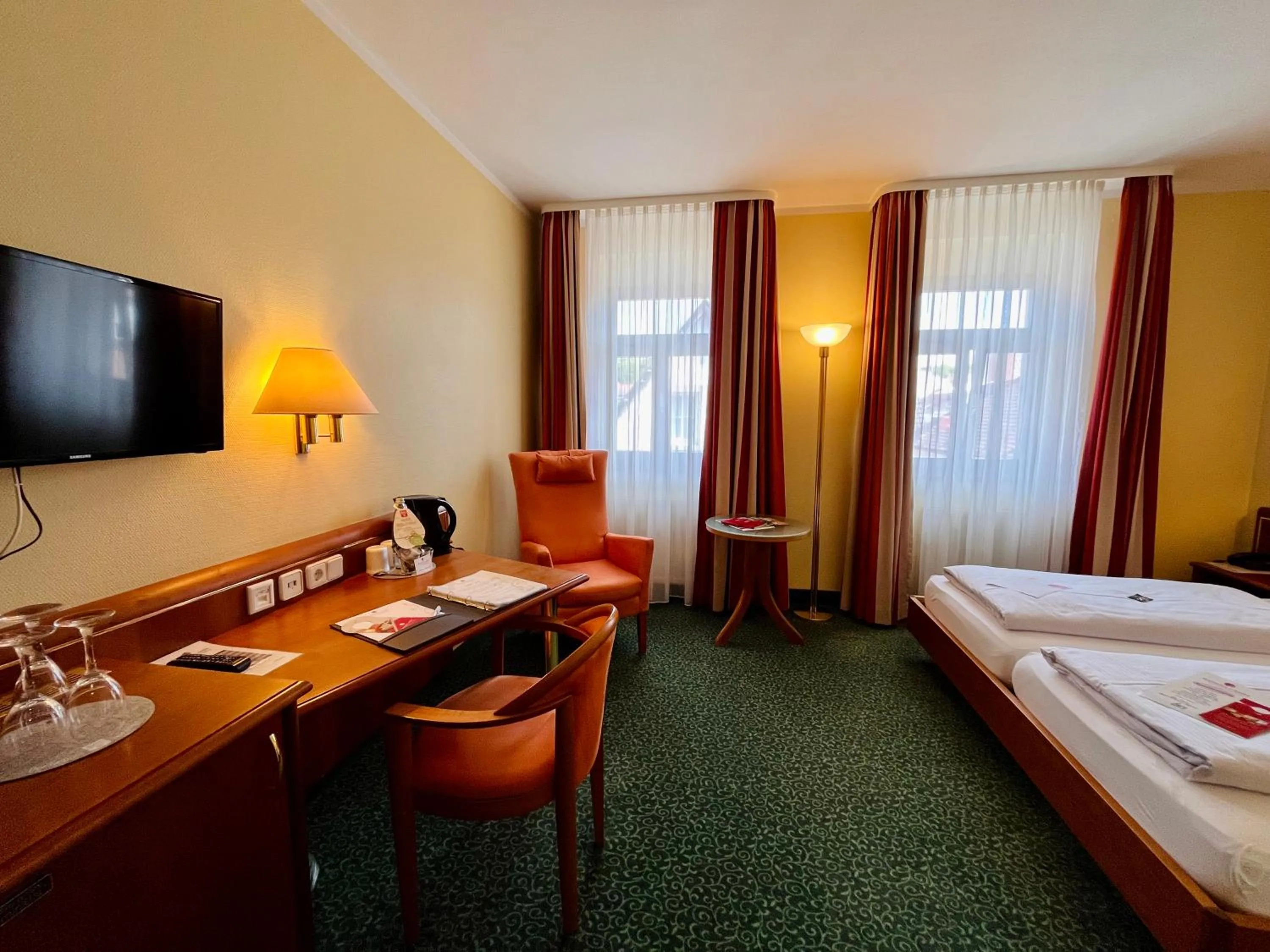 Bed in Hotel Weisses Lamm