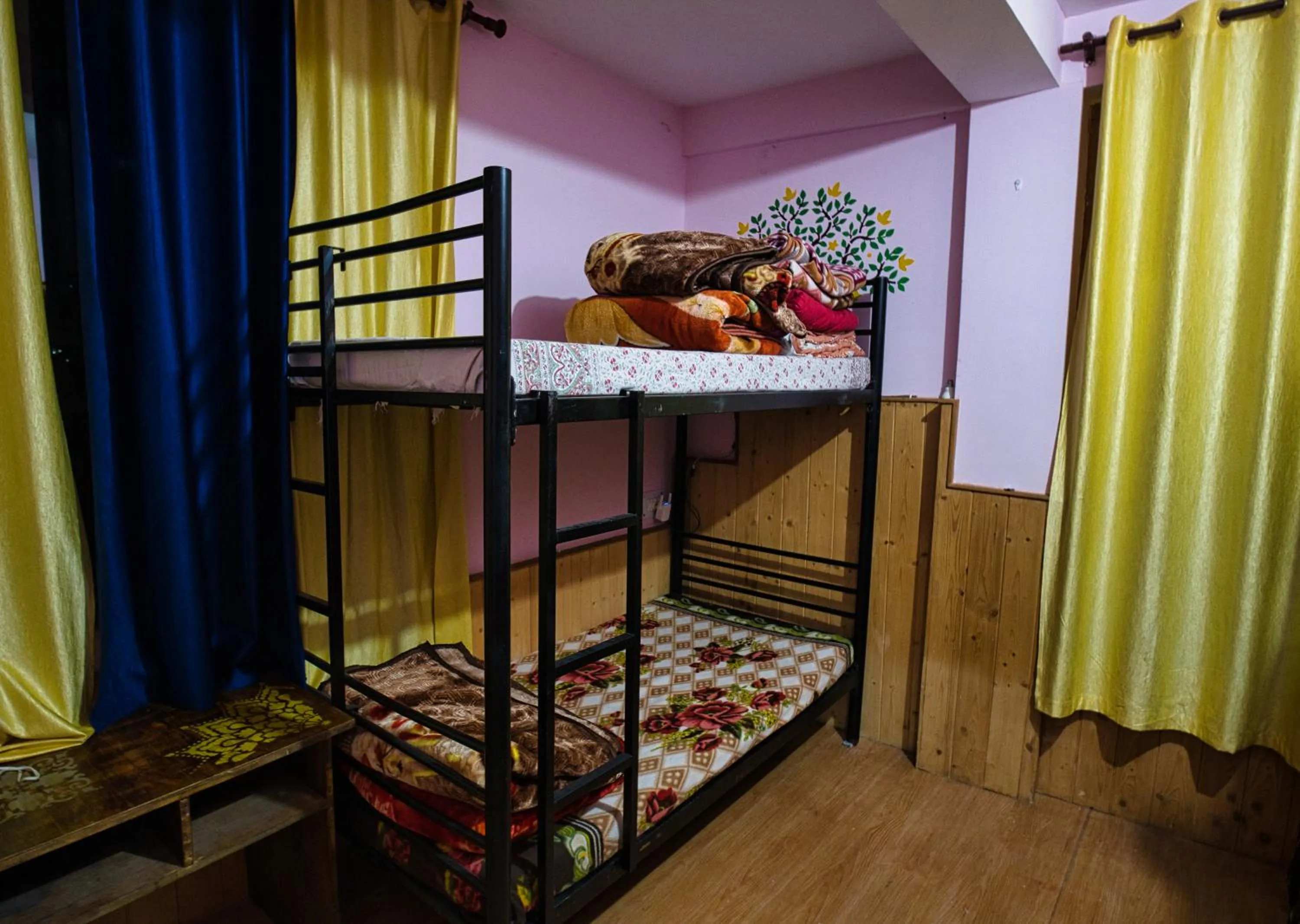 bunk bed in Voyageur Nest