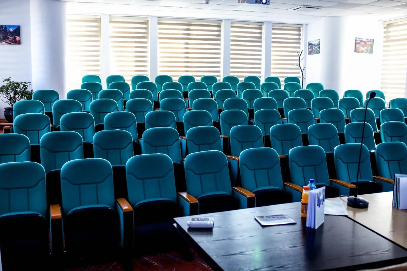 Meeting/conference room in COMPLEX PANORAMIC