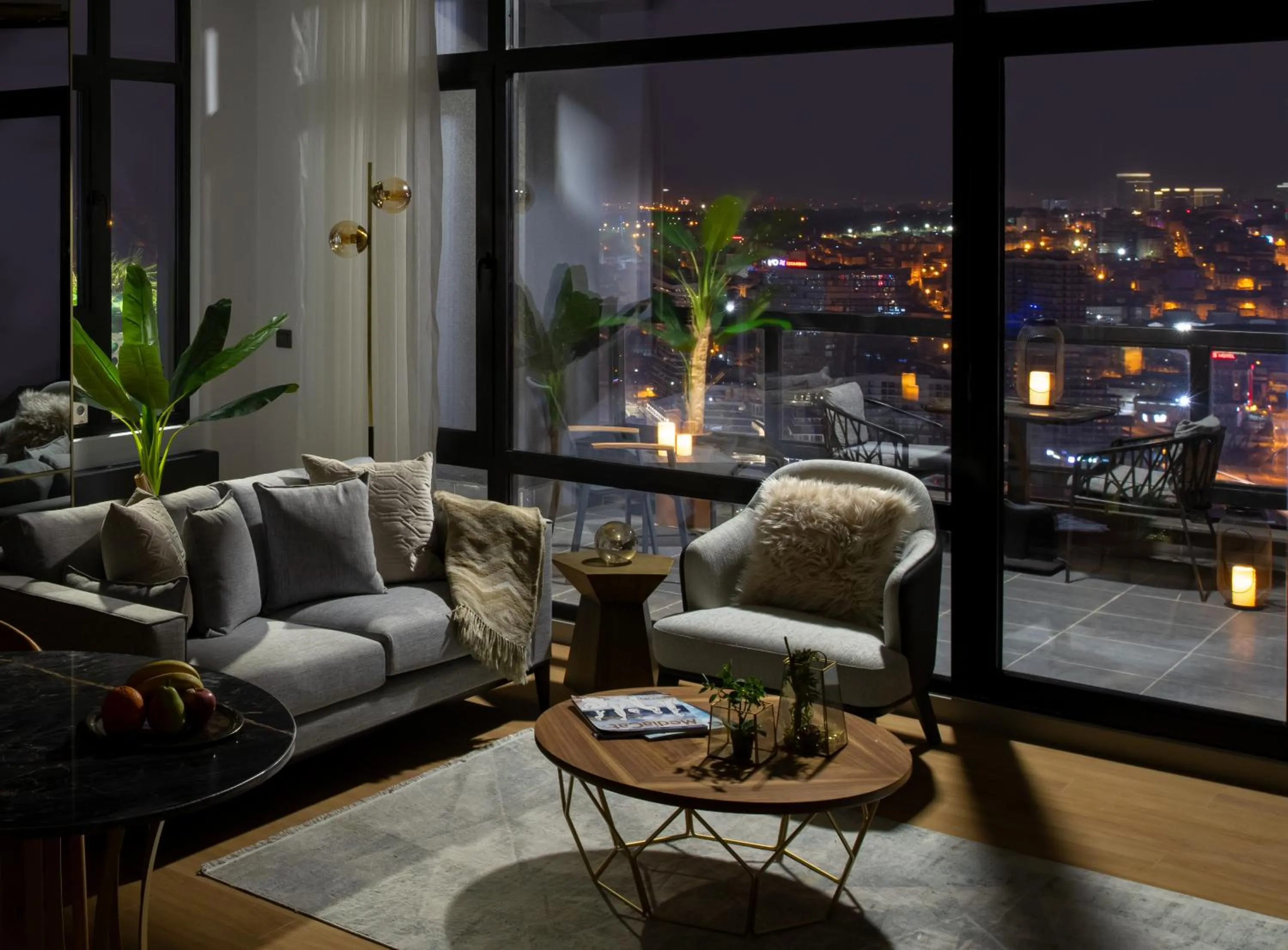 Night in G Tower Furnished Apartment Rentals