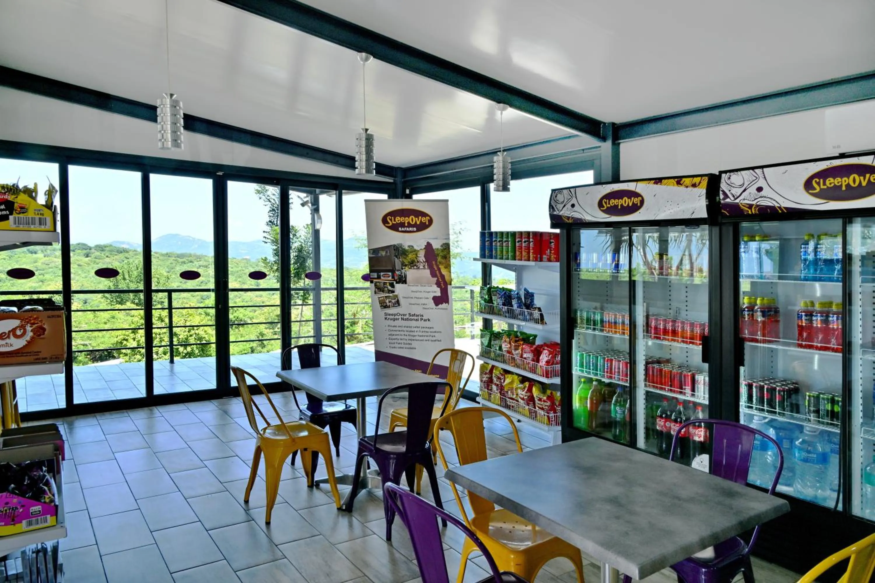 Food and drinks in SleepOver KMIA