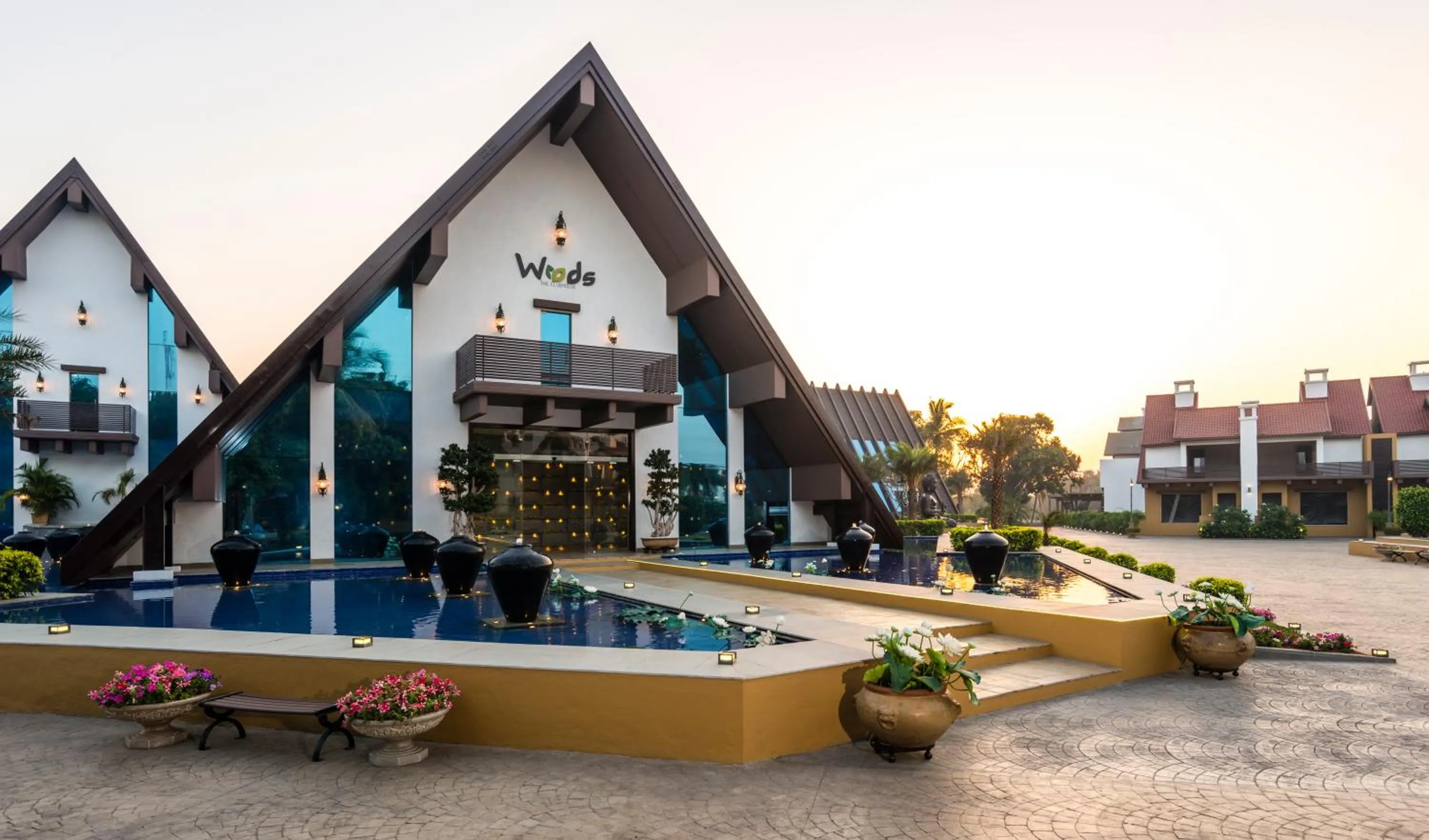 Facade/entrance in WOODS - Mangalyam Meadows