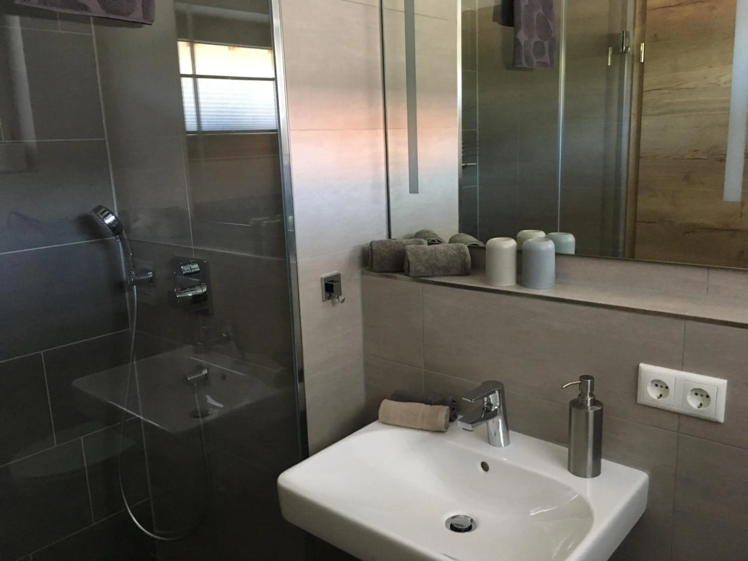 Shower in Gaestehaus Richter