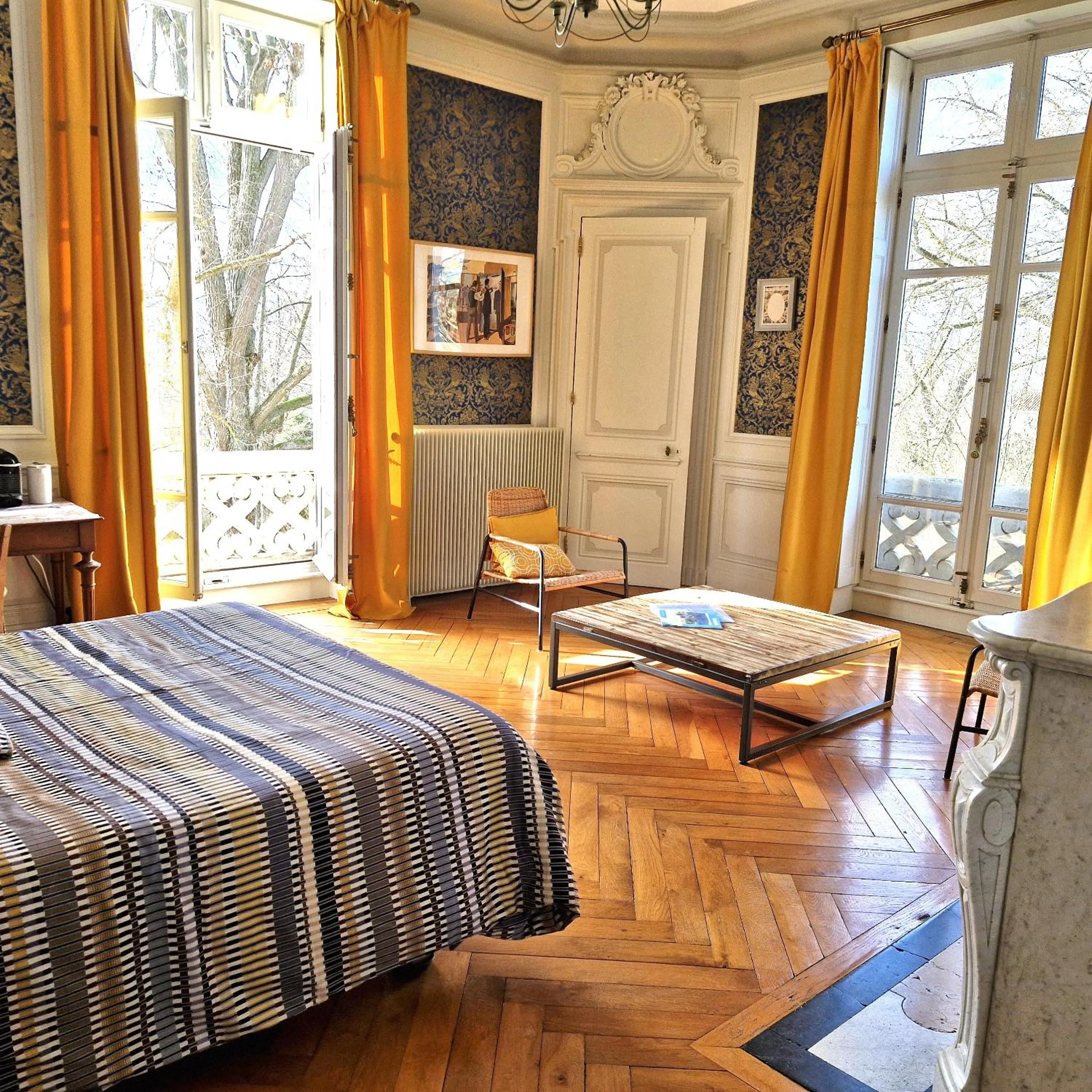 Bedroom, Bed in Domaine du Perrier