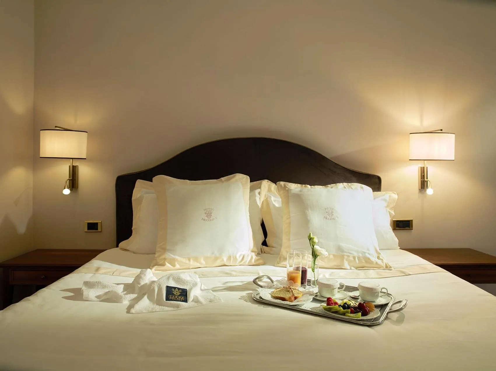 Bedroom, Bed in Hotel Niccolo' V - Terme dei Papi