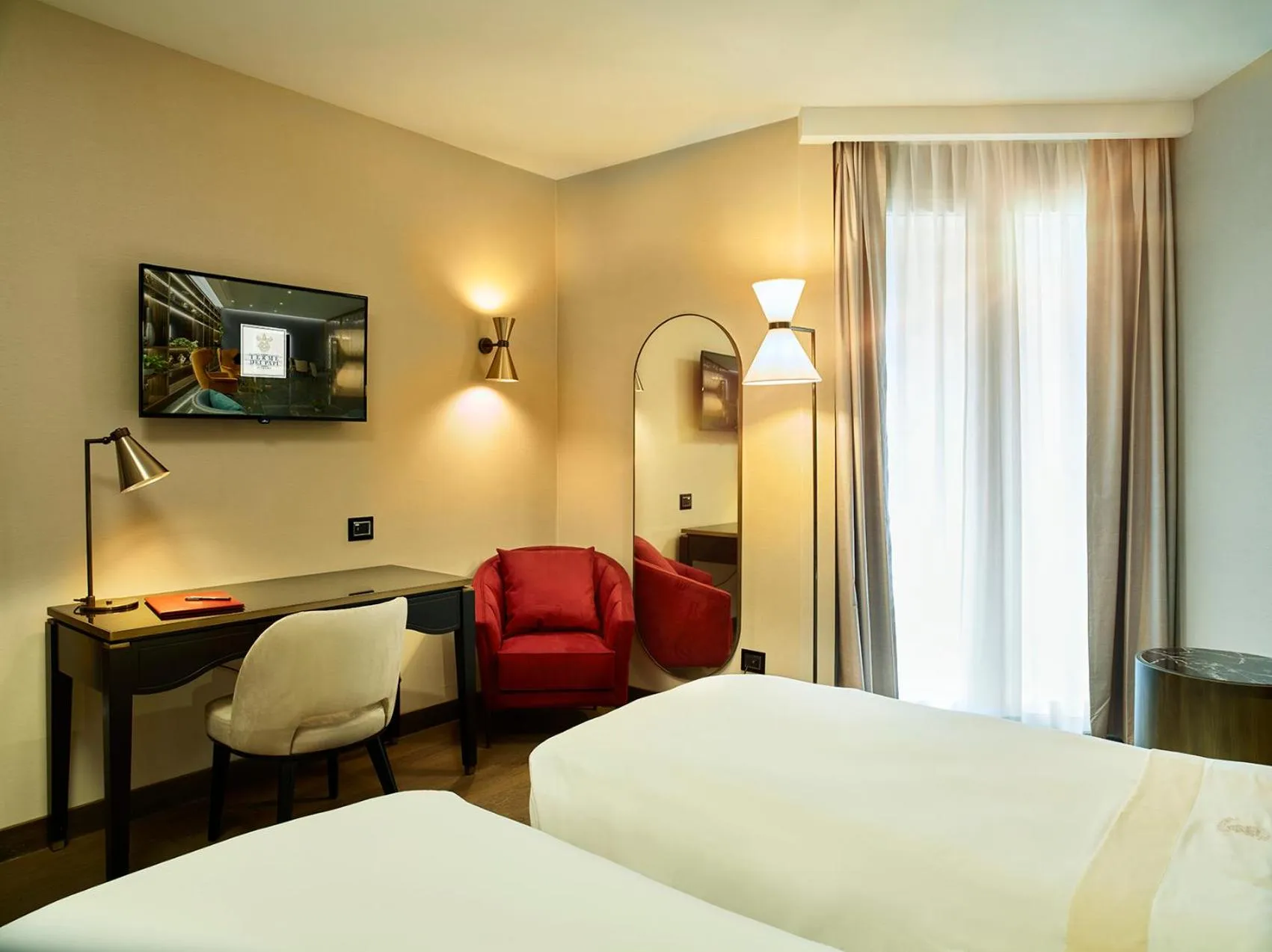 Photo of the whole room, Bed in Hotel Niccolo' V - Terme dei Papi