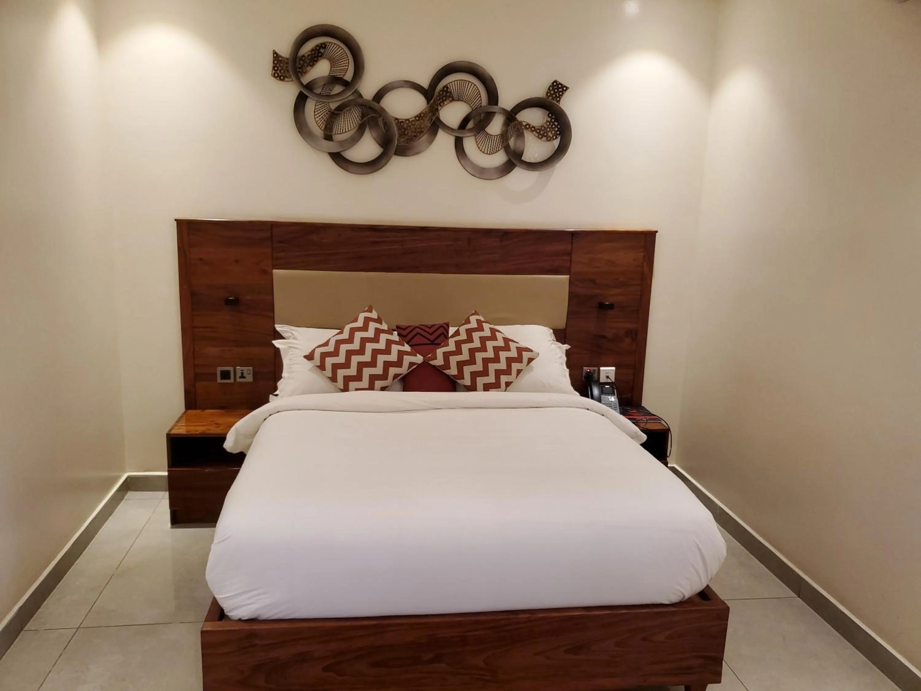 Bed in Millennium Terrace Hotel