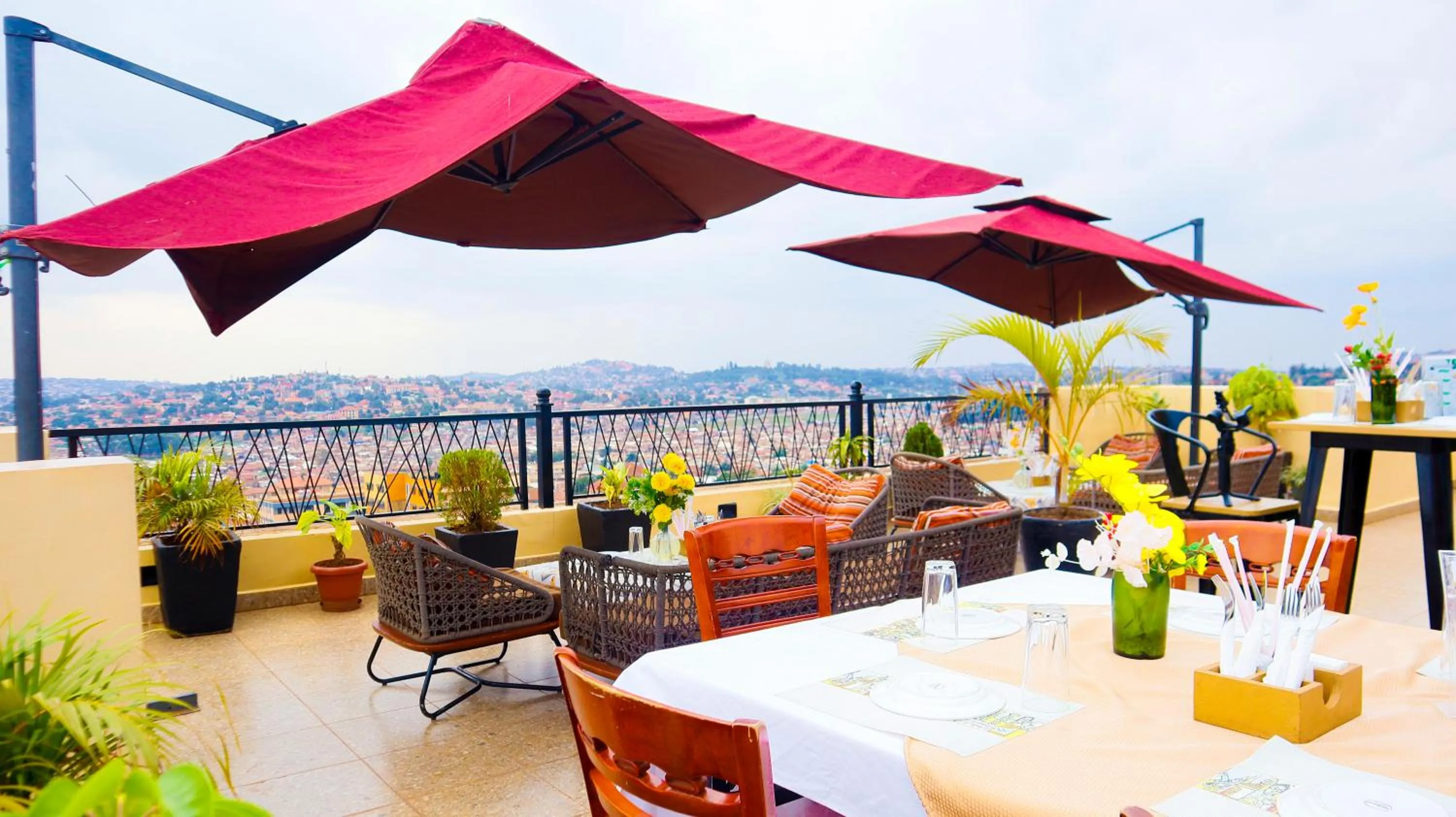 Balcony/Terrace in Millennium Terrace Hotel