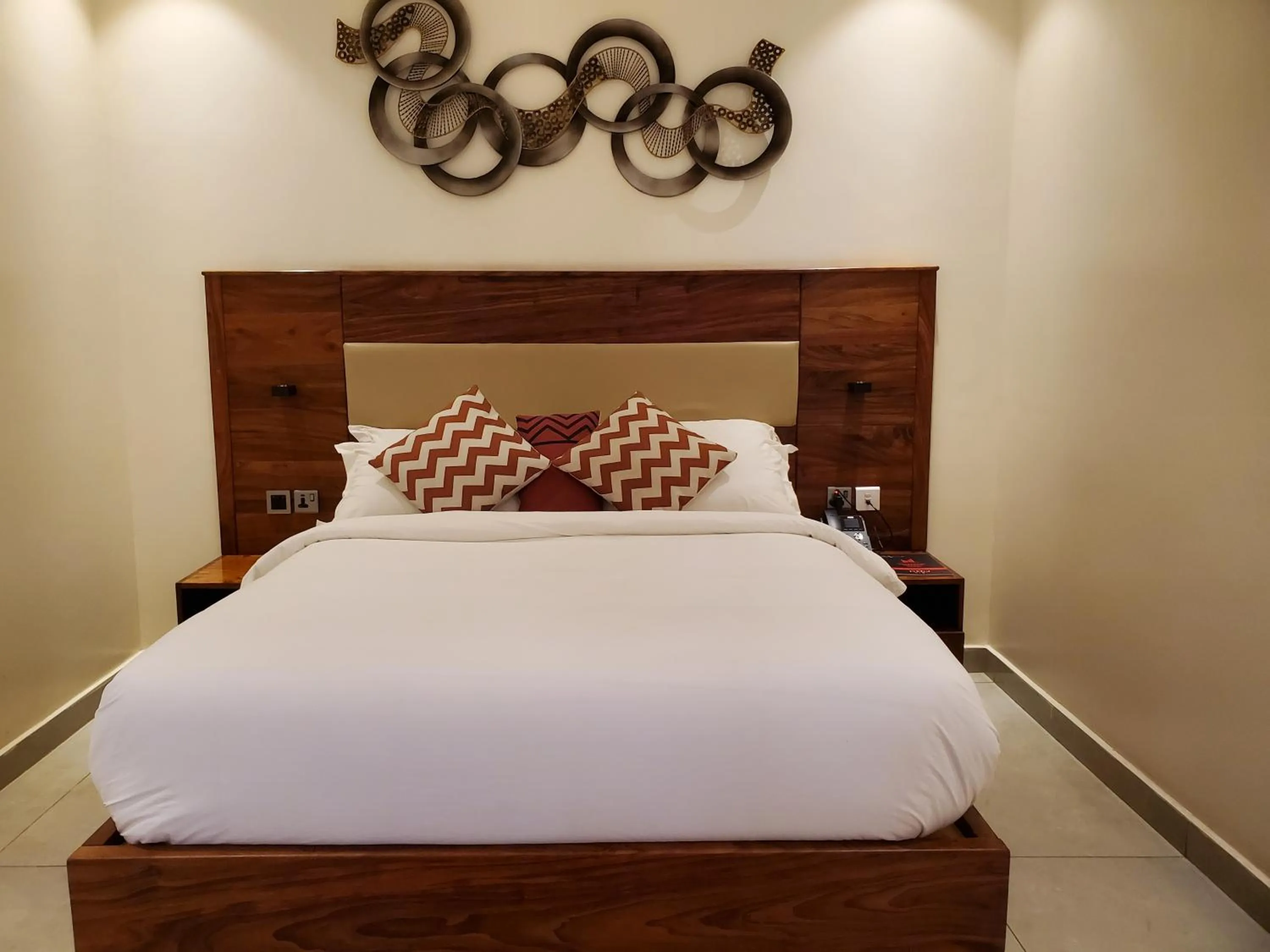 Bed in Millennium Terrace Hotel