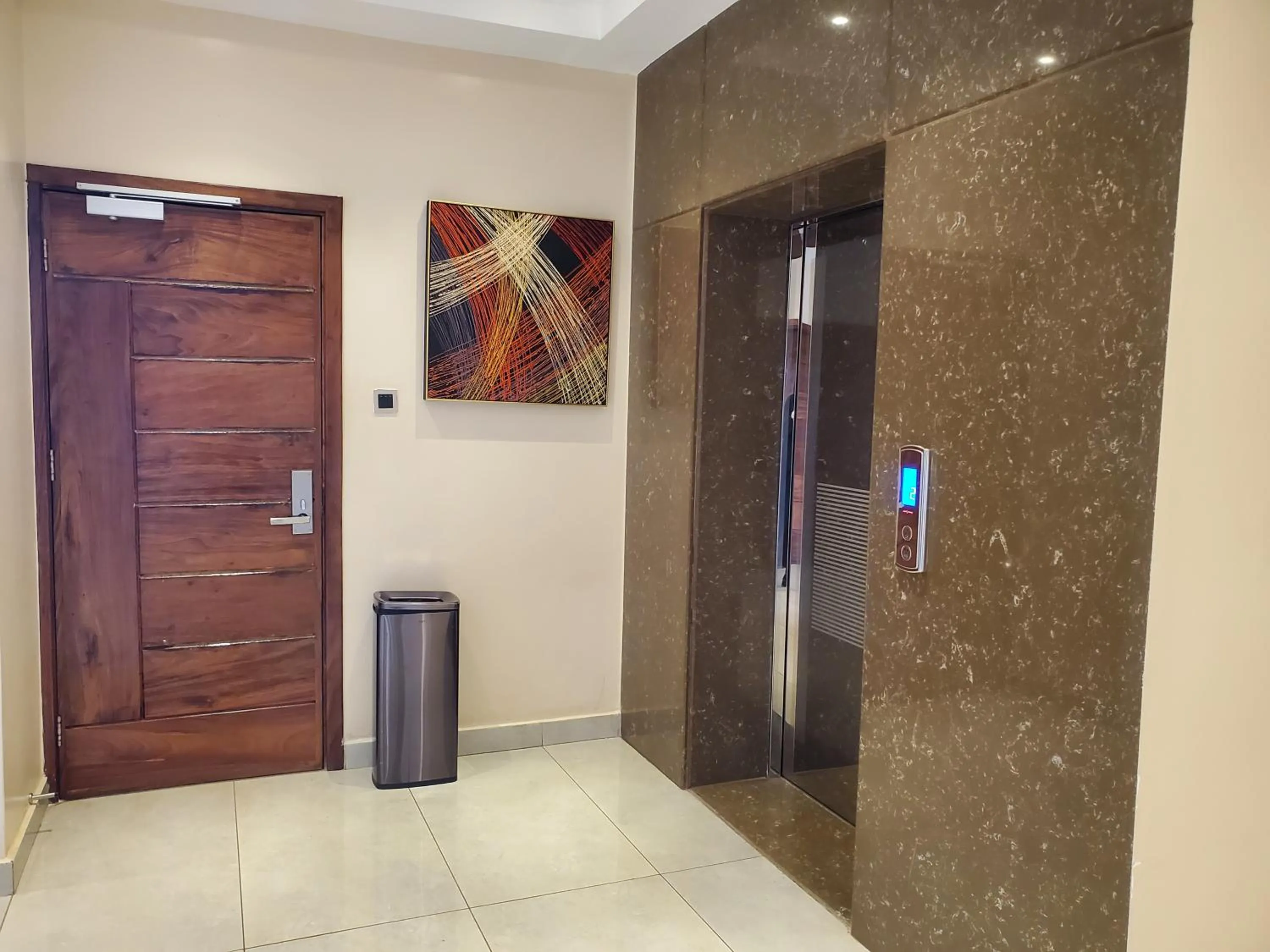 elevator in Millennium Terrace Hotel