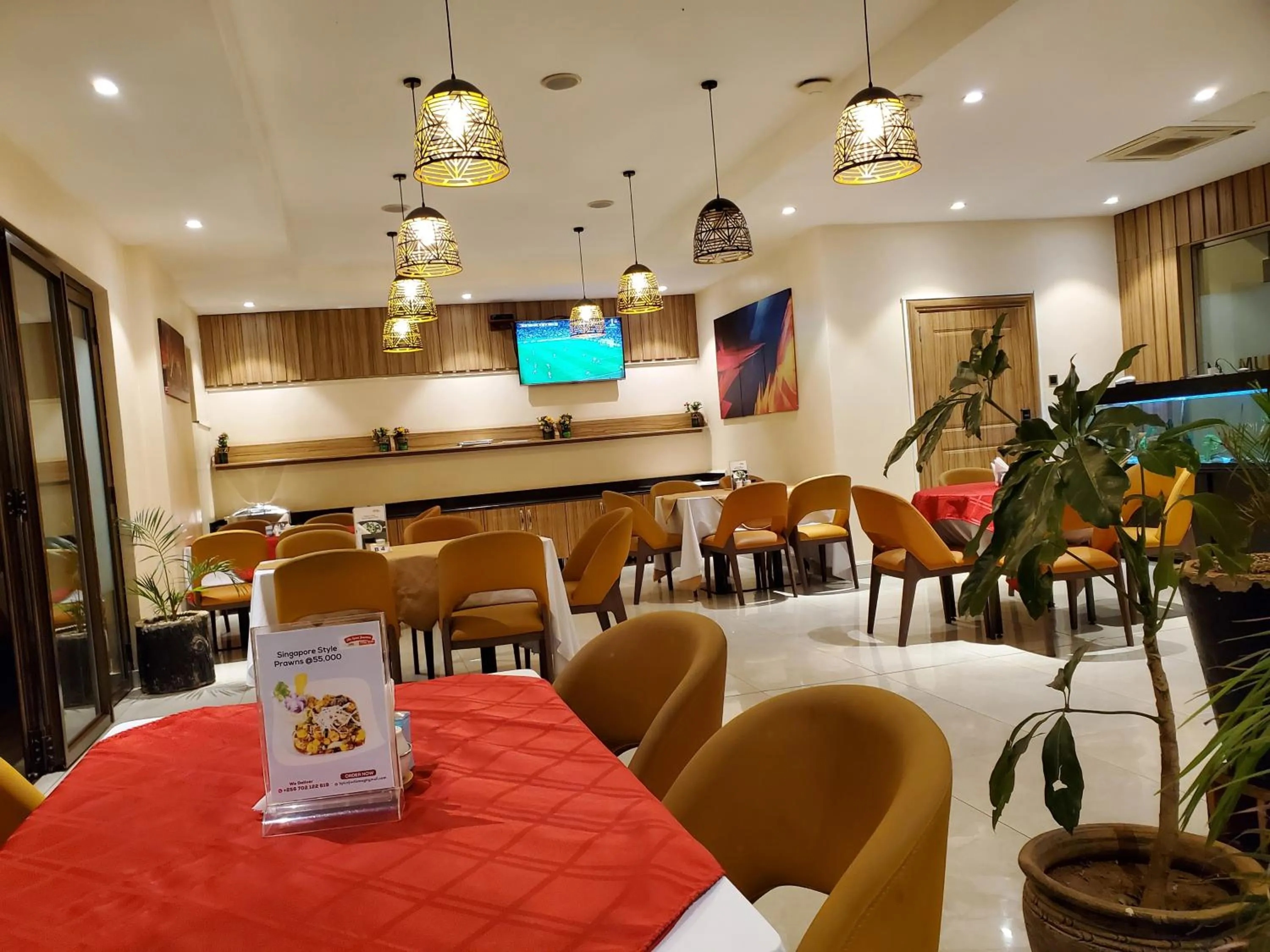 Restaurant/places to eat in Millennium Terrace Hotel