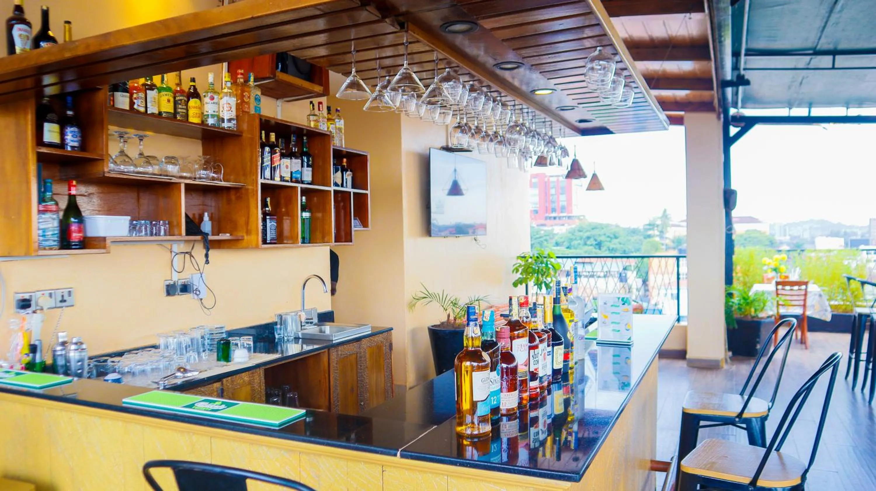 Lounge or bar in Millennium Terrace Hotel