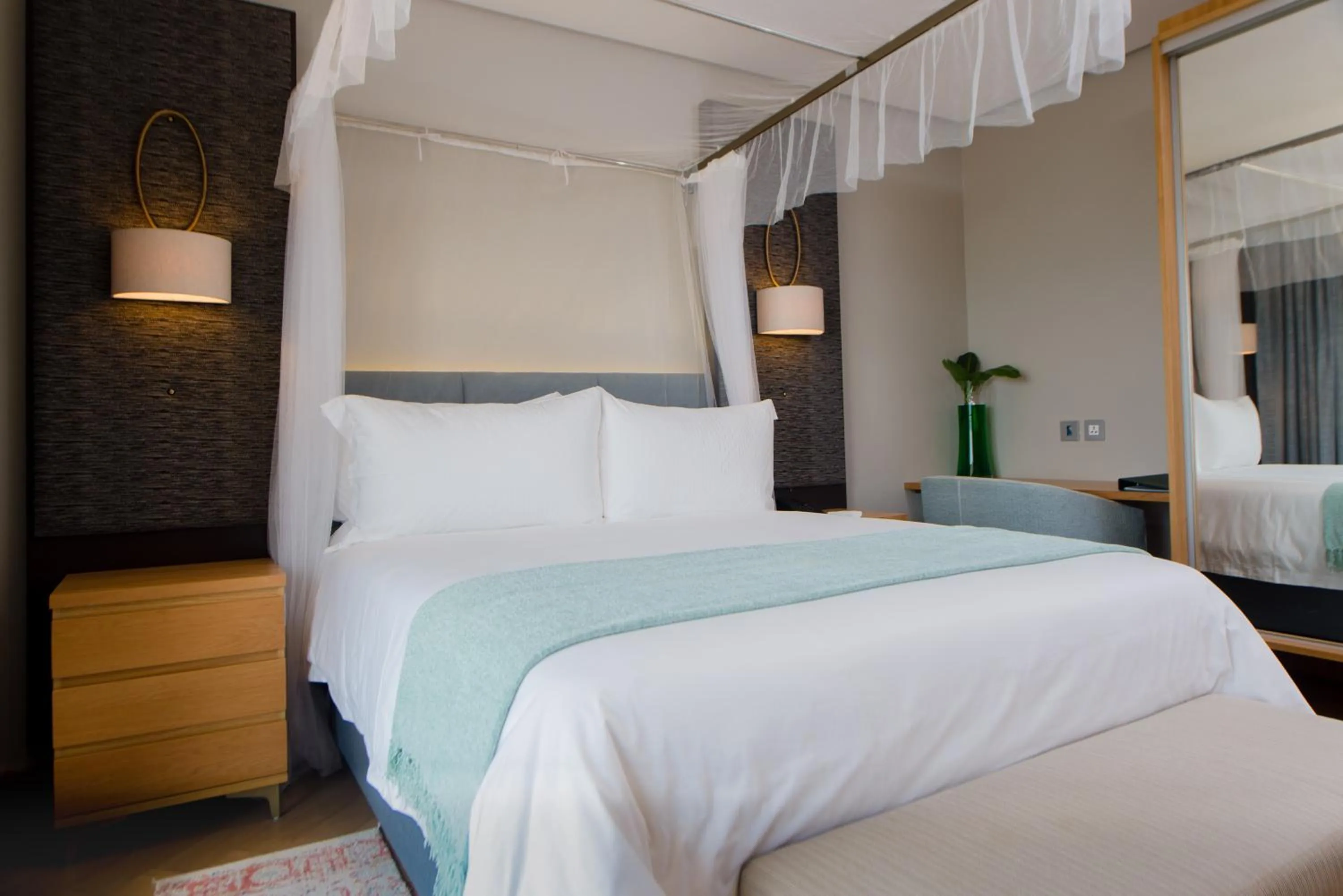 Bedroom, Bed in Sunbird Waterfront