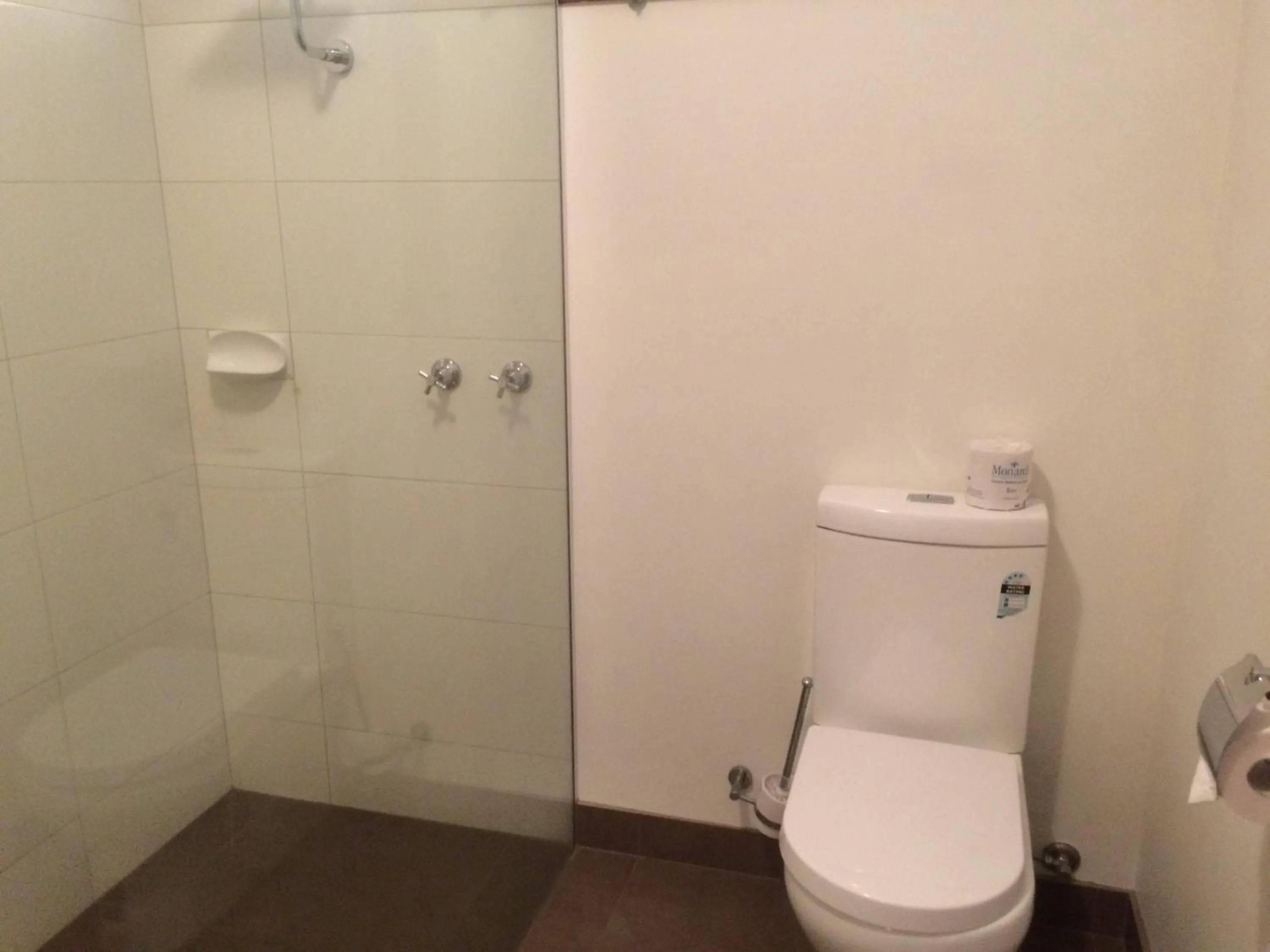 Ambassador Motor Inn