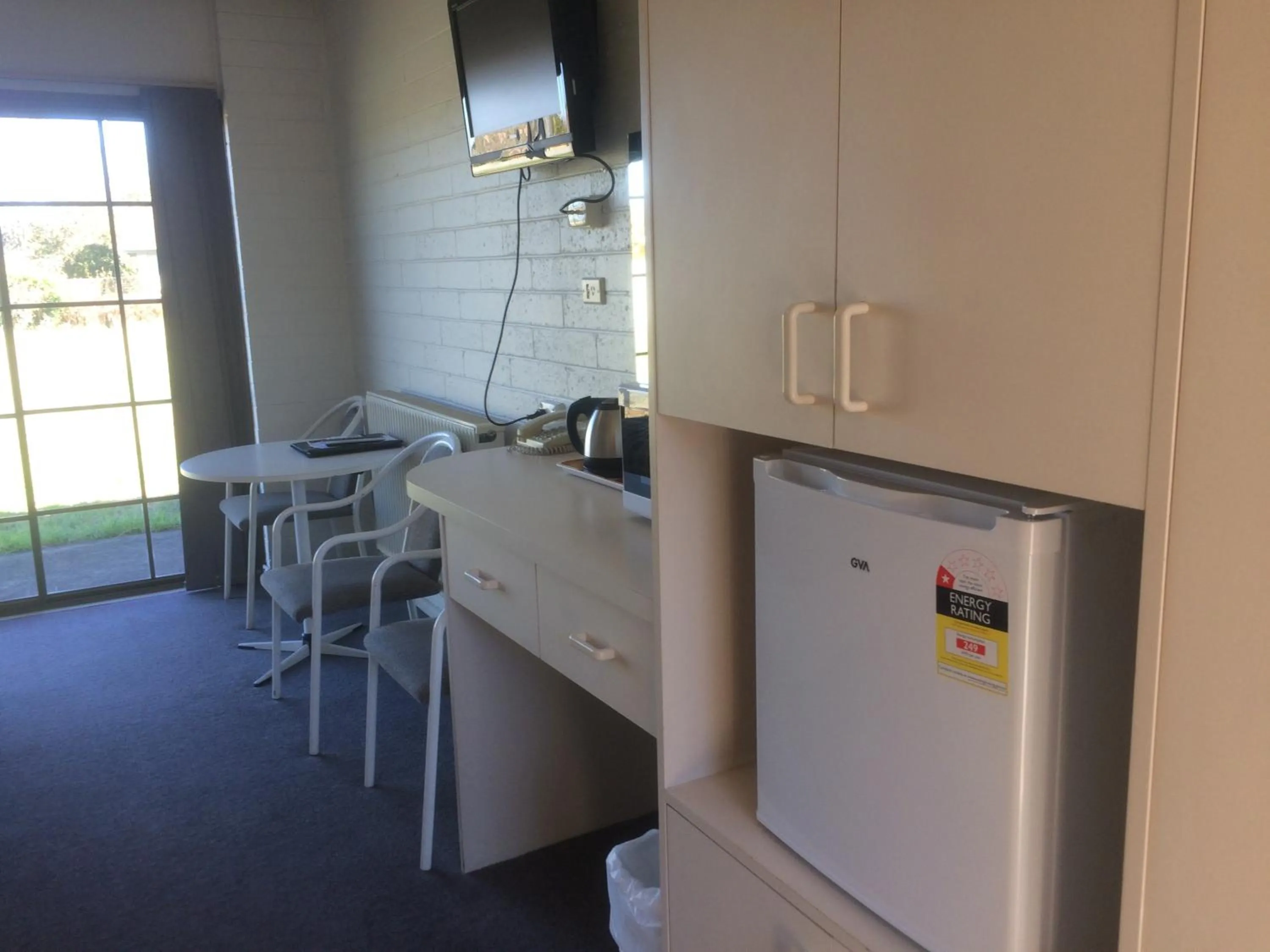 Ambassador Motor Inn