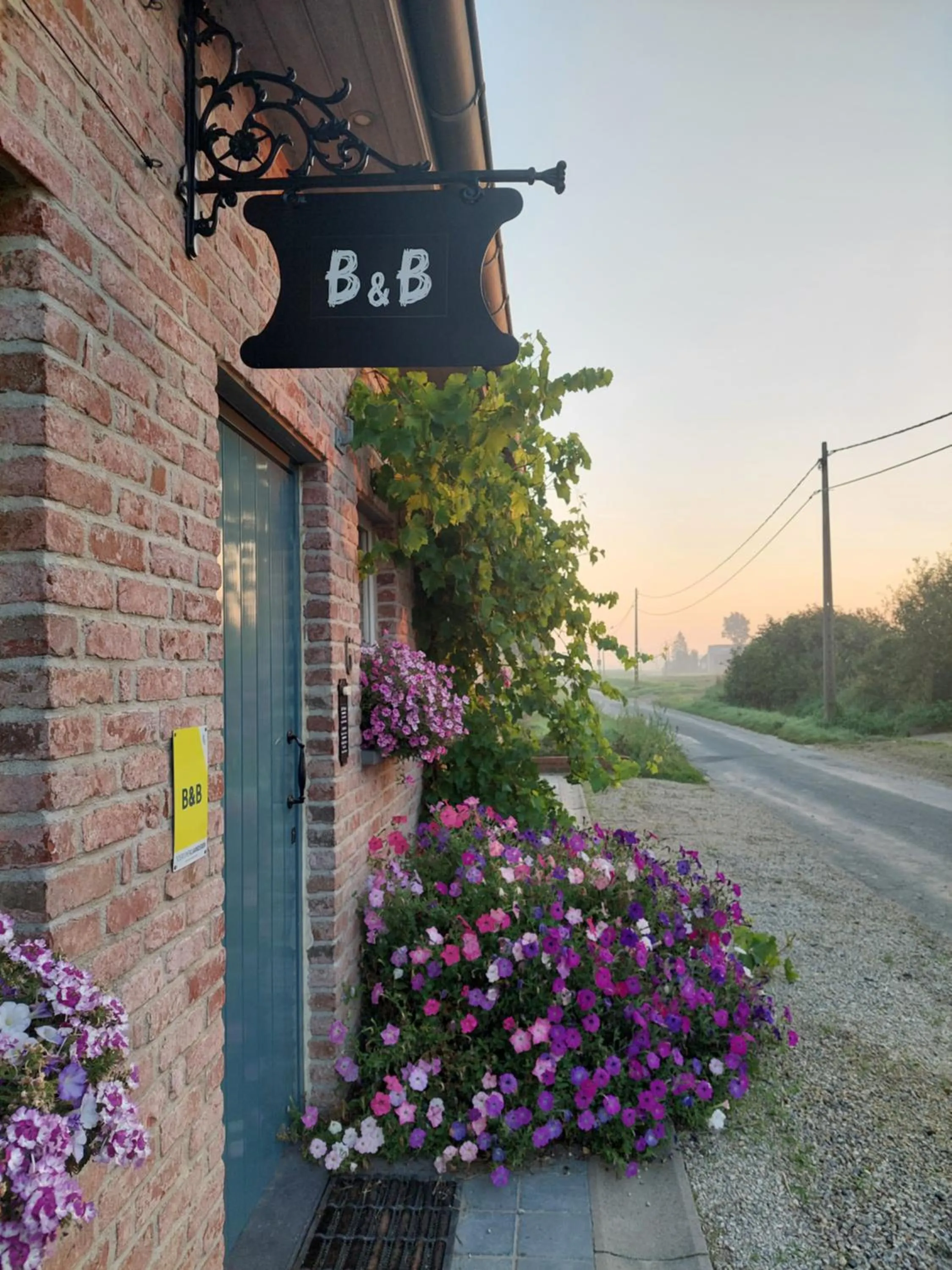 Property building in B&B Stefans Pottery