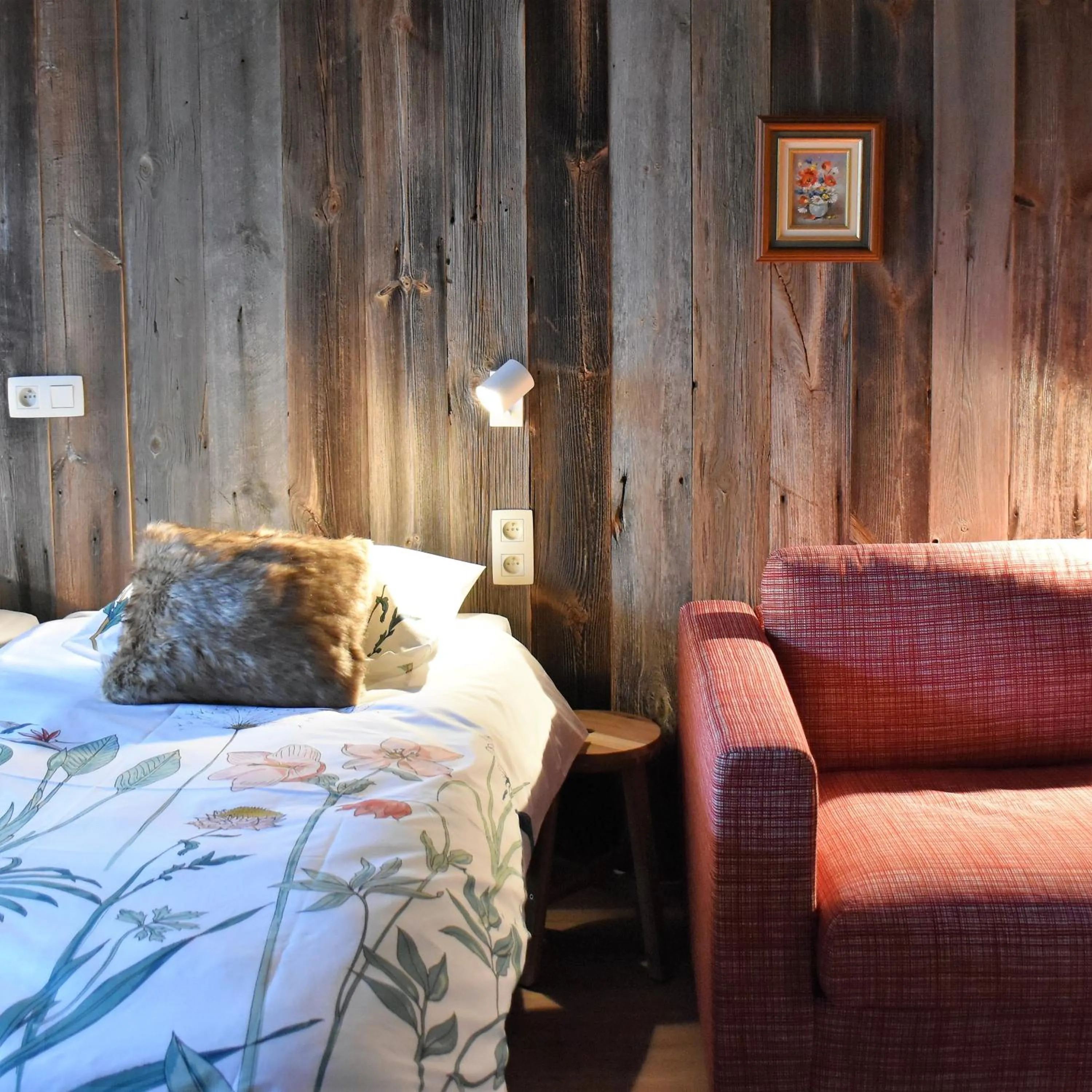 Seating area, Bed in B&B Stefans Pottery