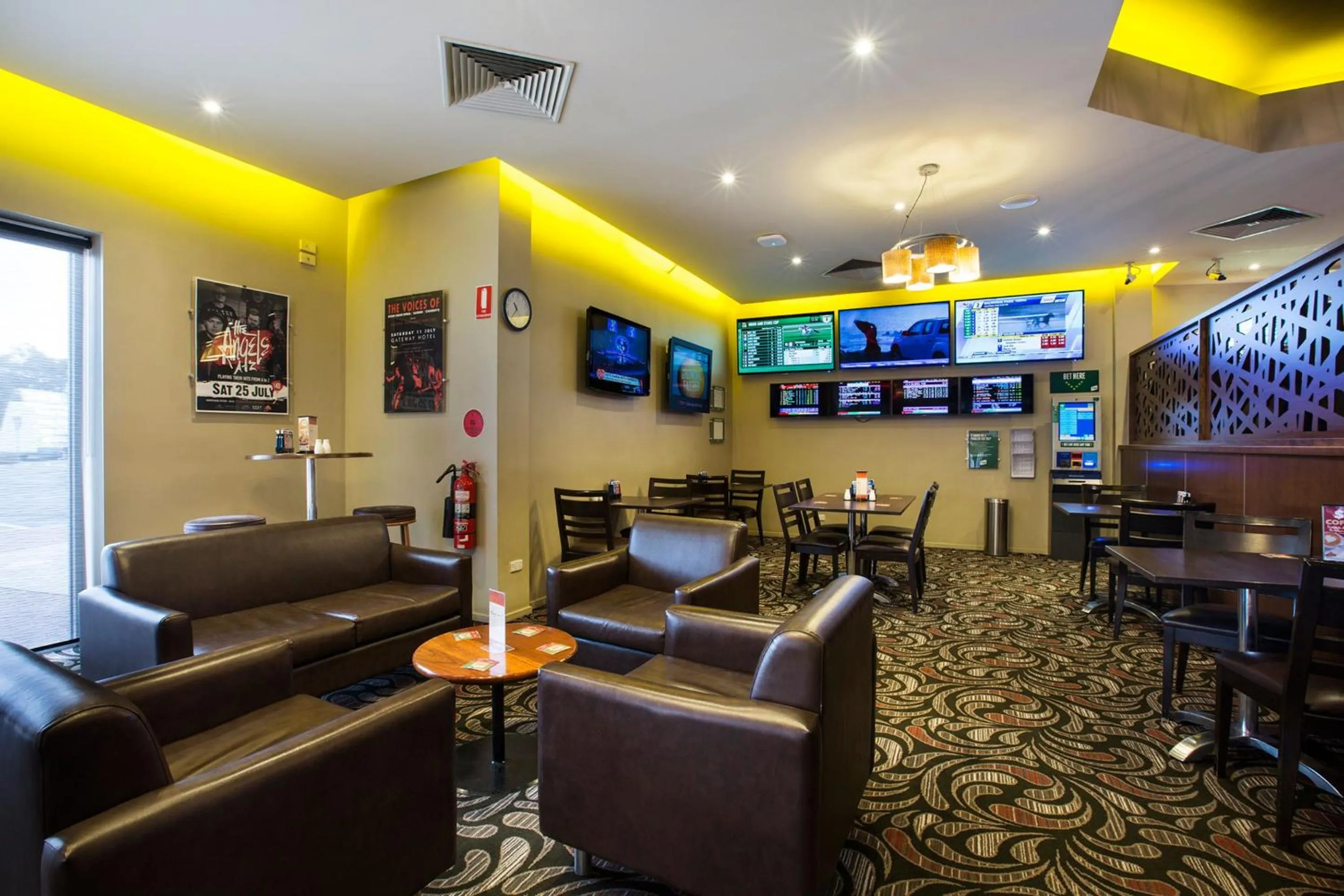 Lounge or bar in Nightcap at Gateway Hotel