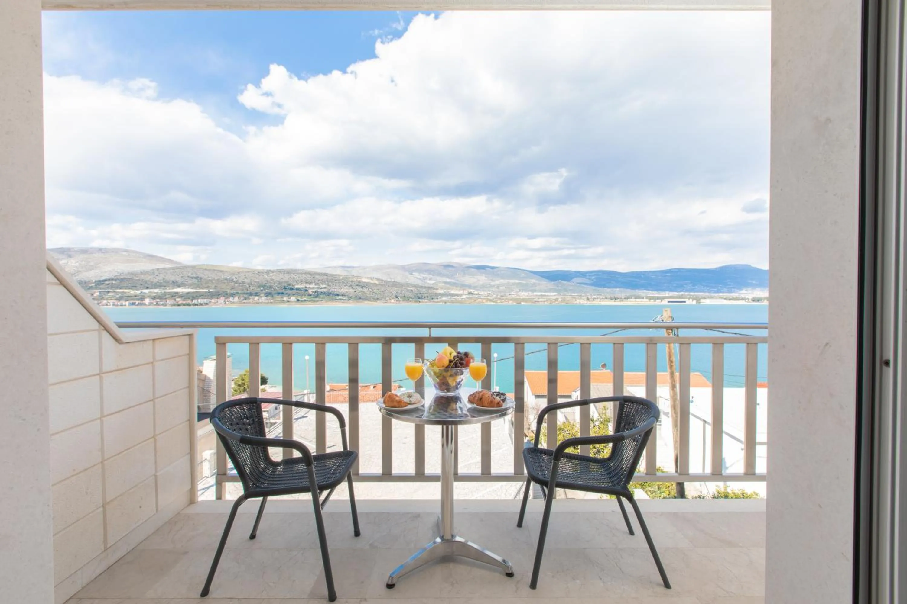 Balcony/Terrace in Hotel Buenavista Beach House Trogir