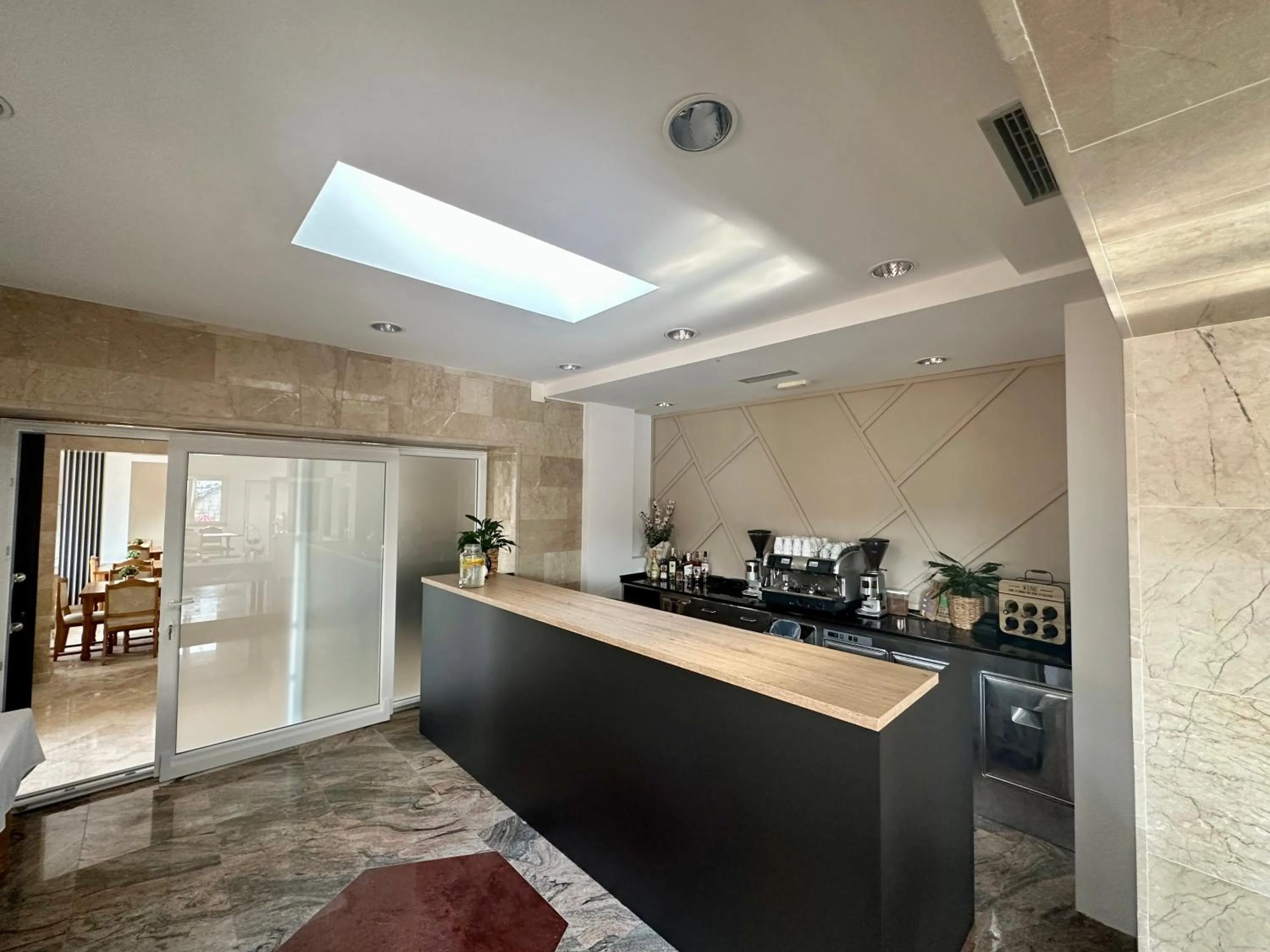 Lounge or bar in Hotel Buenavista Beach House Trogir