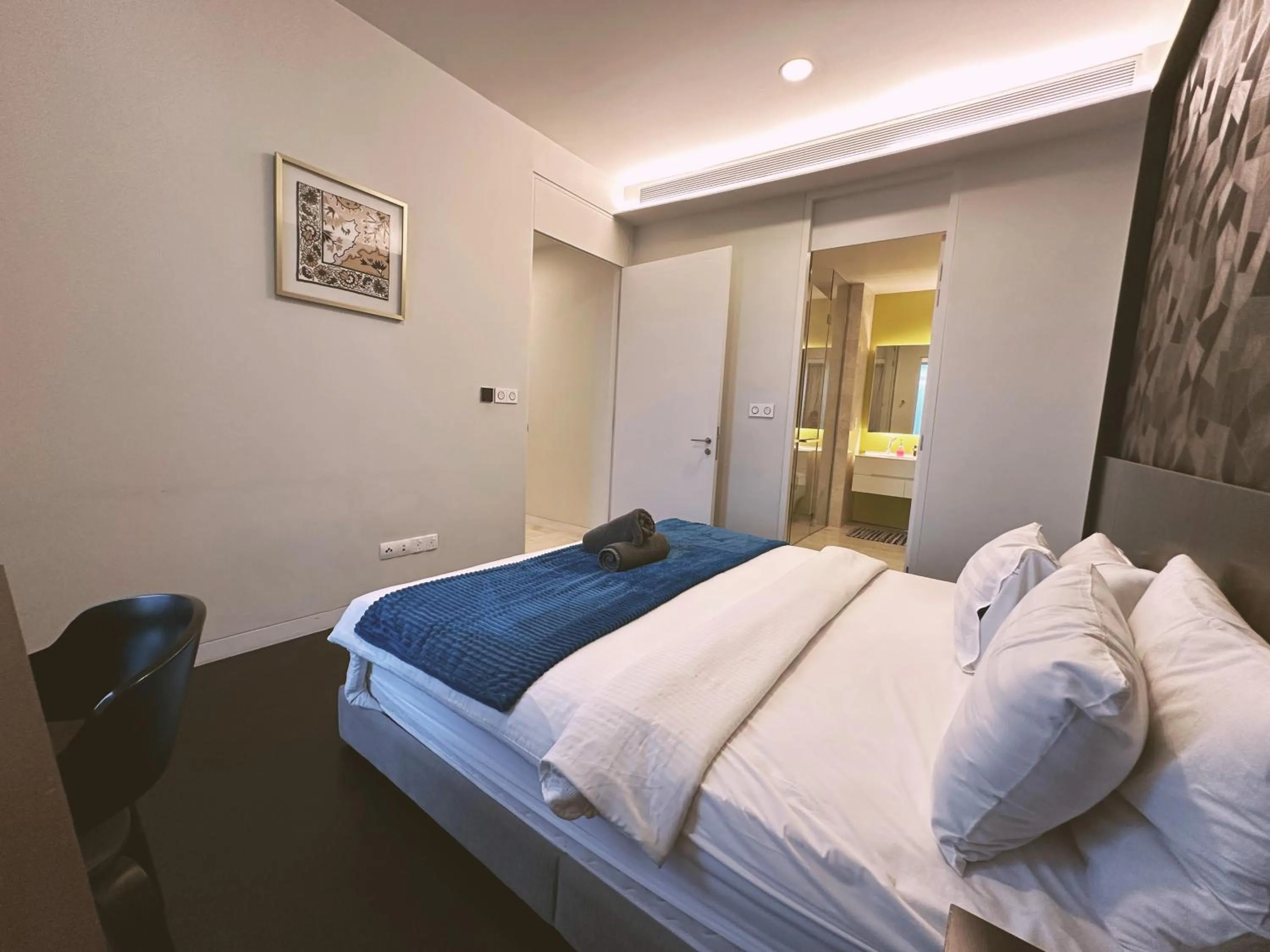 Bed in Tropicana The Residence By Klcc