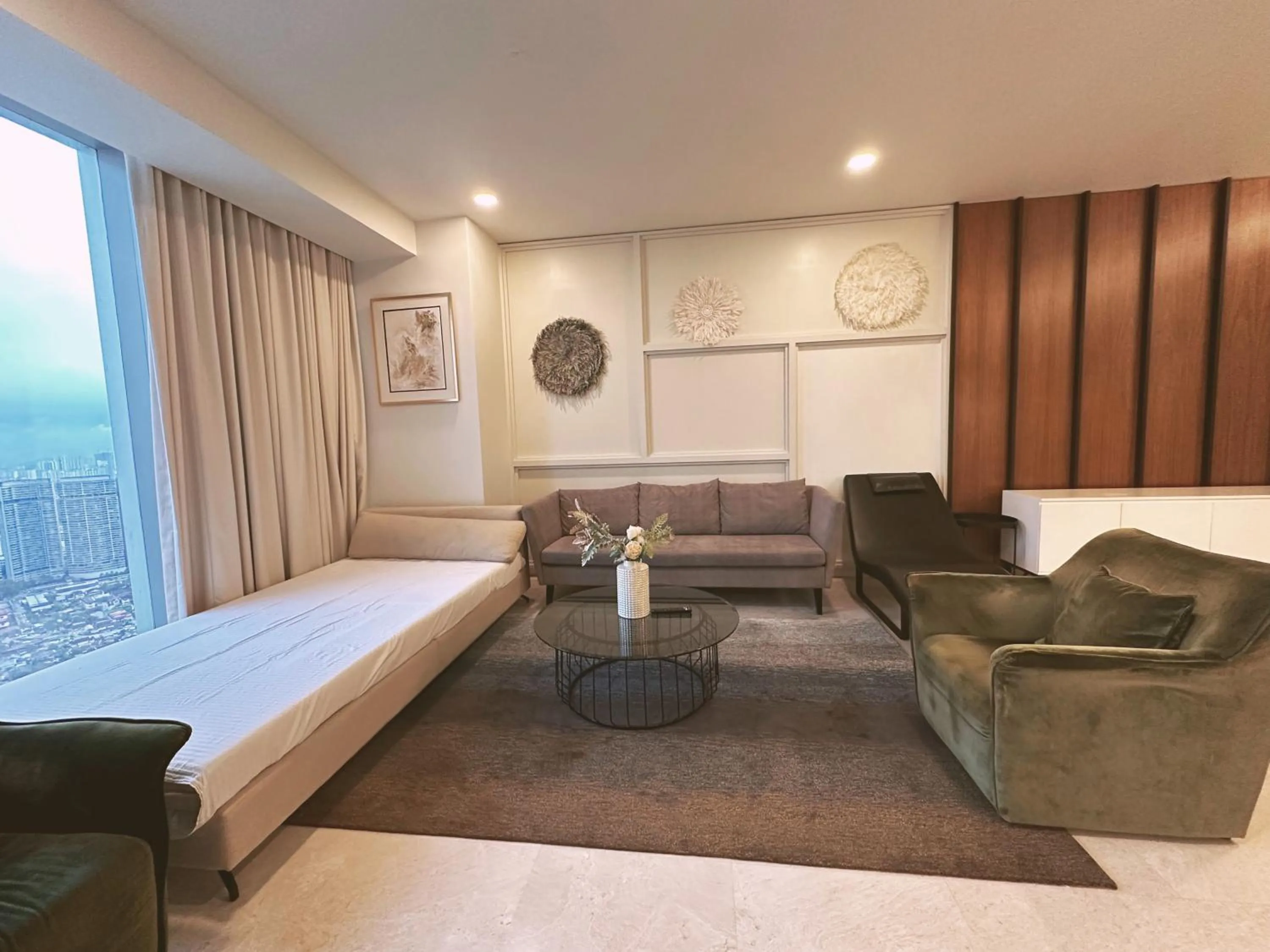 Bed in Tropicana The Residence By Klcc