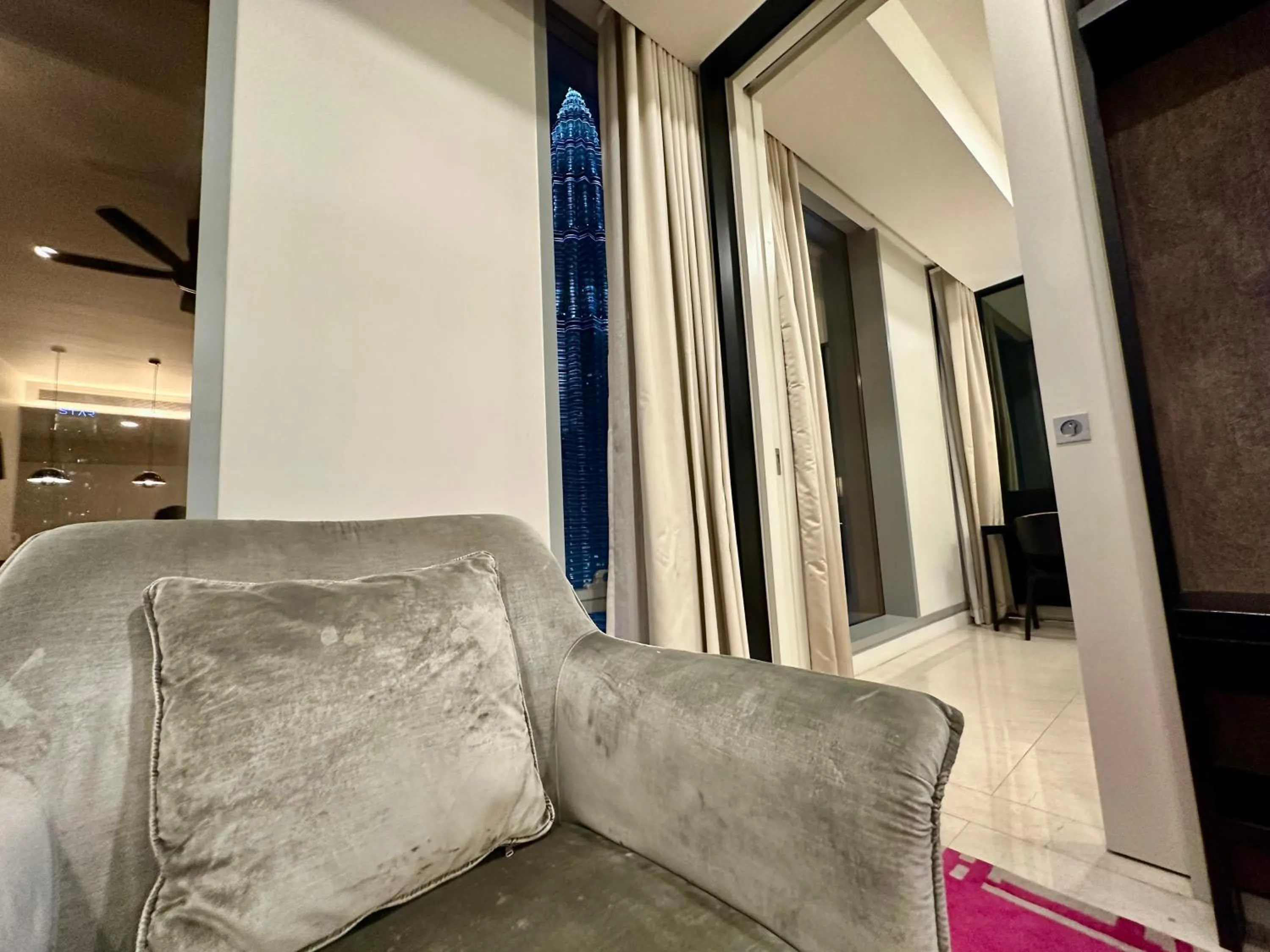 Seating area in Tropicana The Residence By Klcc