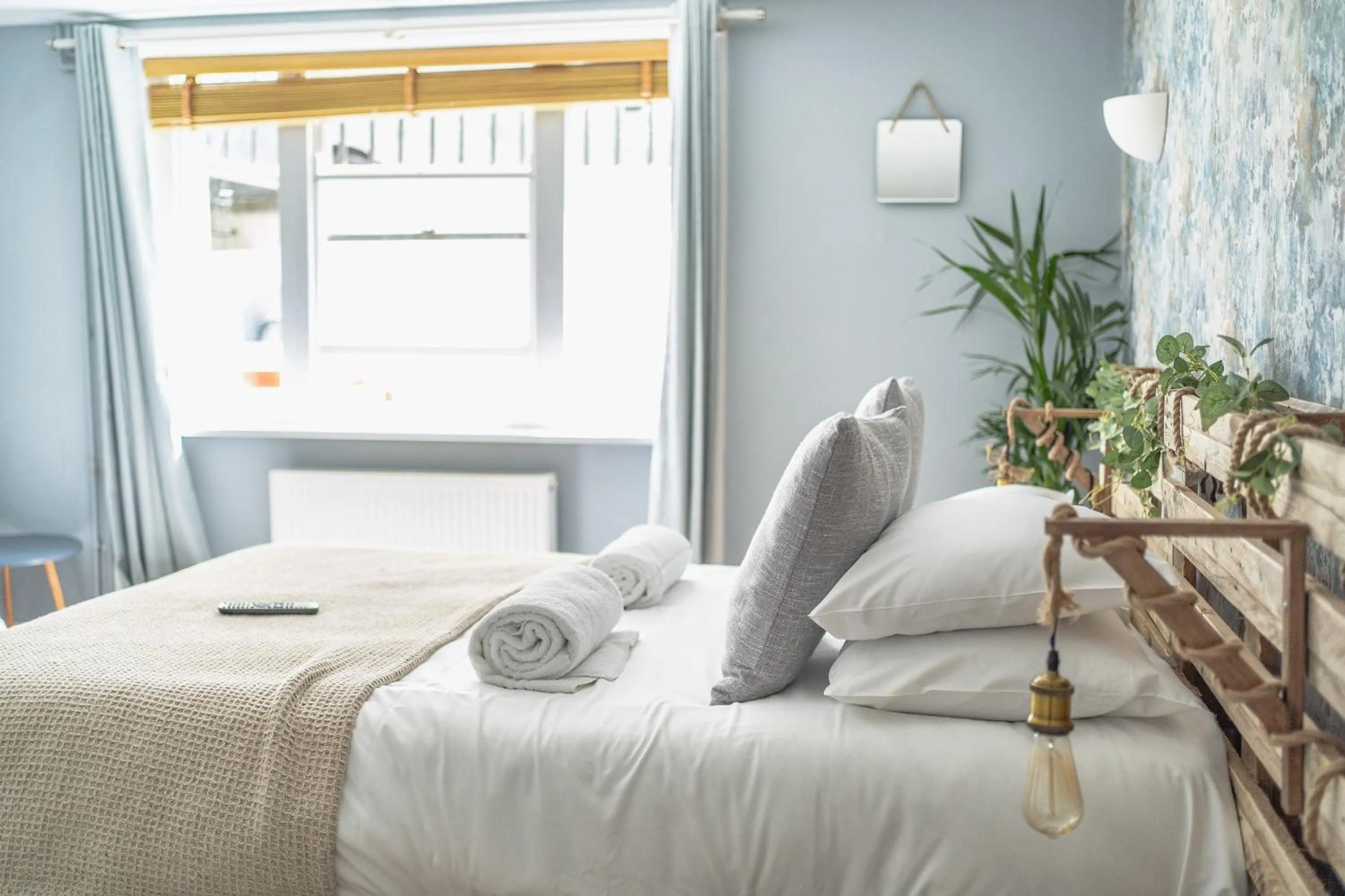 Bed in Saltwater Guest House