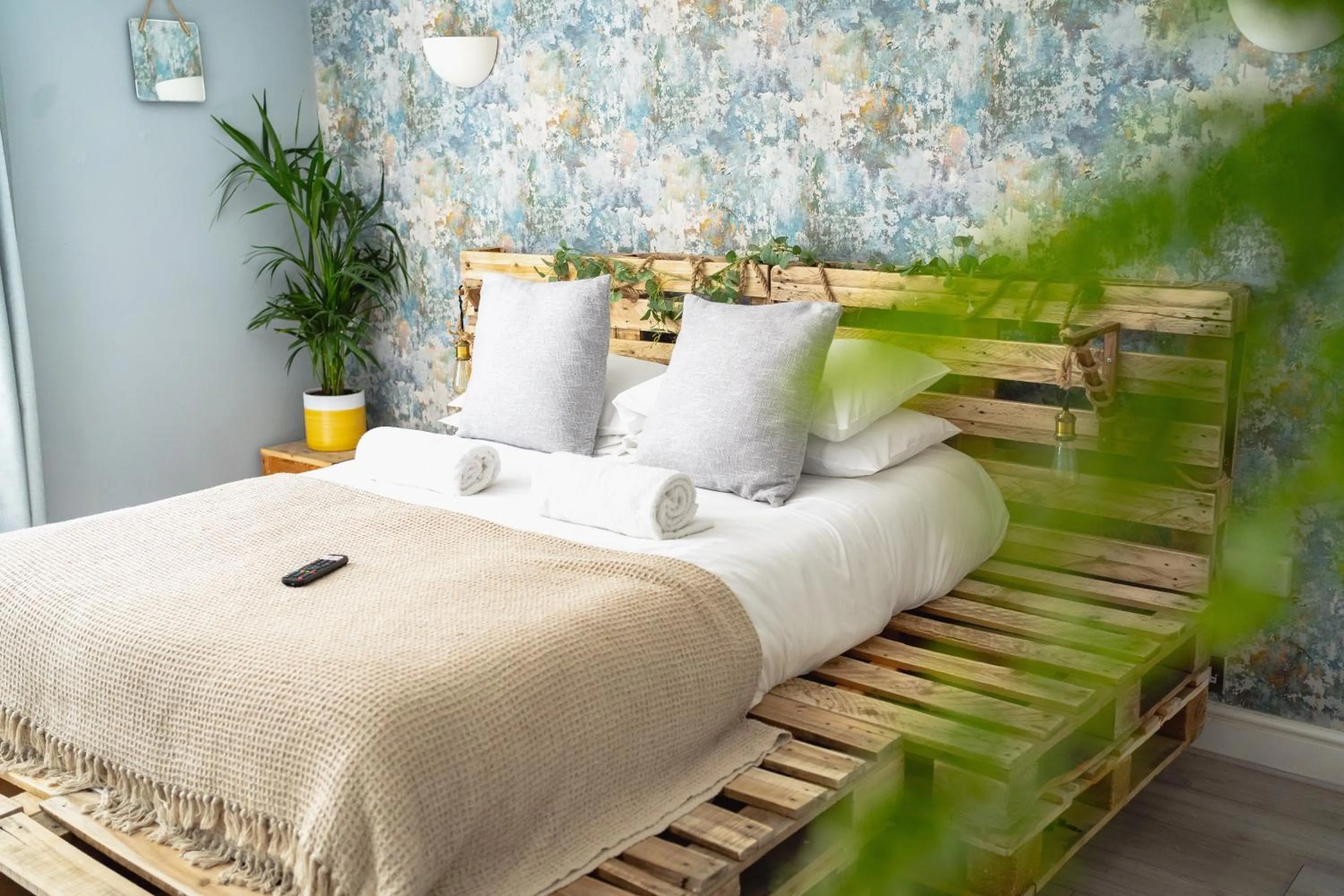 Bed in Saltwater Guest House