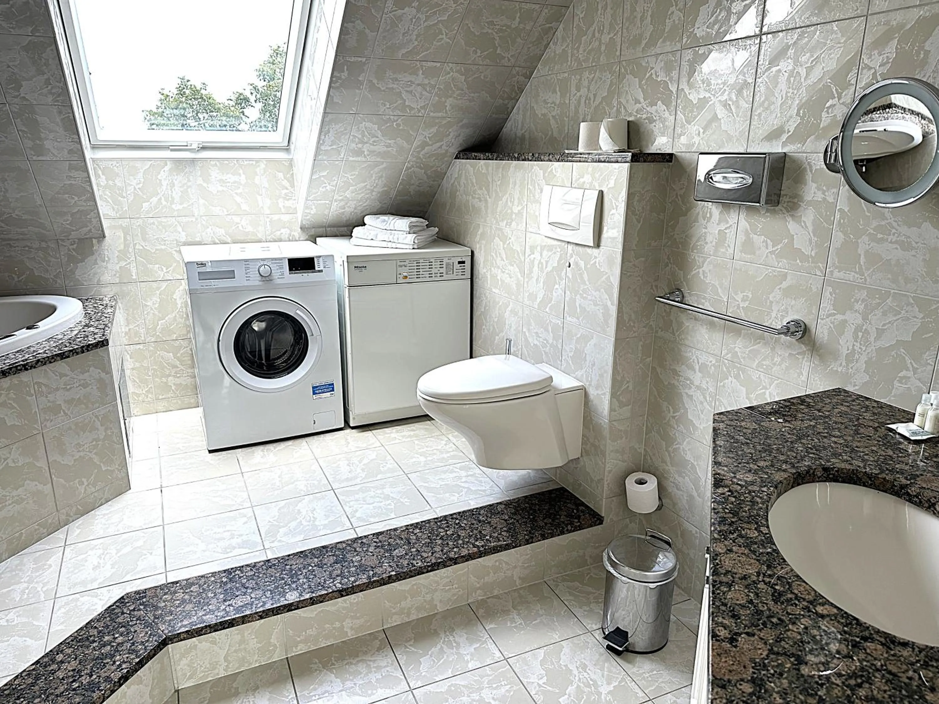 Bathroom in Hotel Twilling