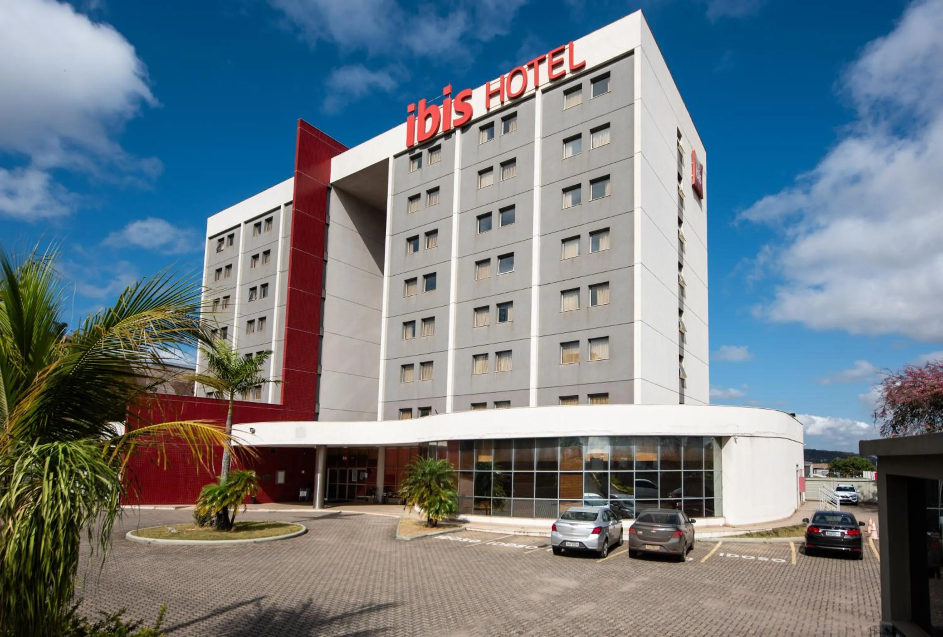 Property building in ibis Betim