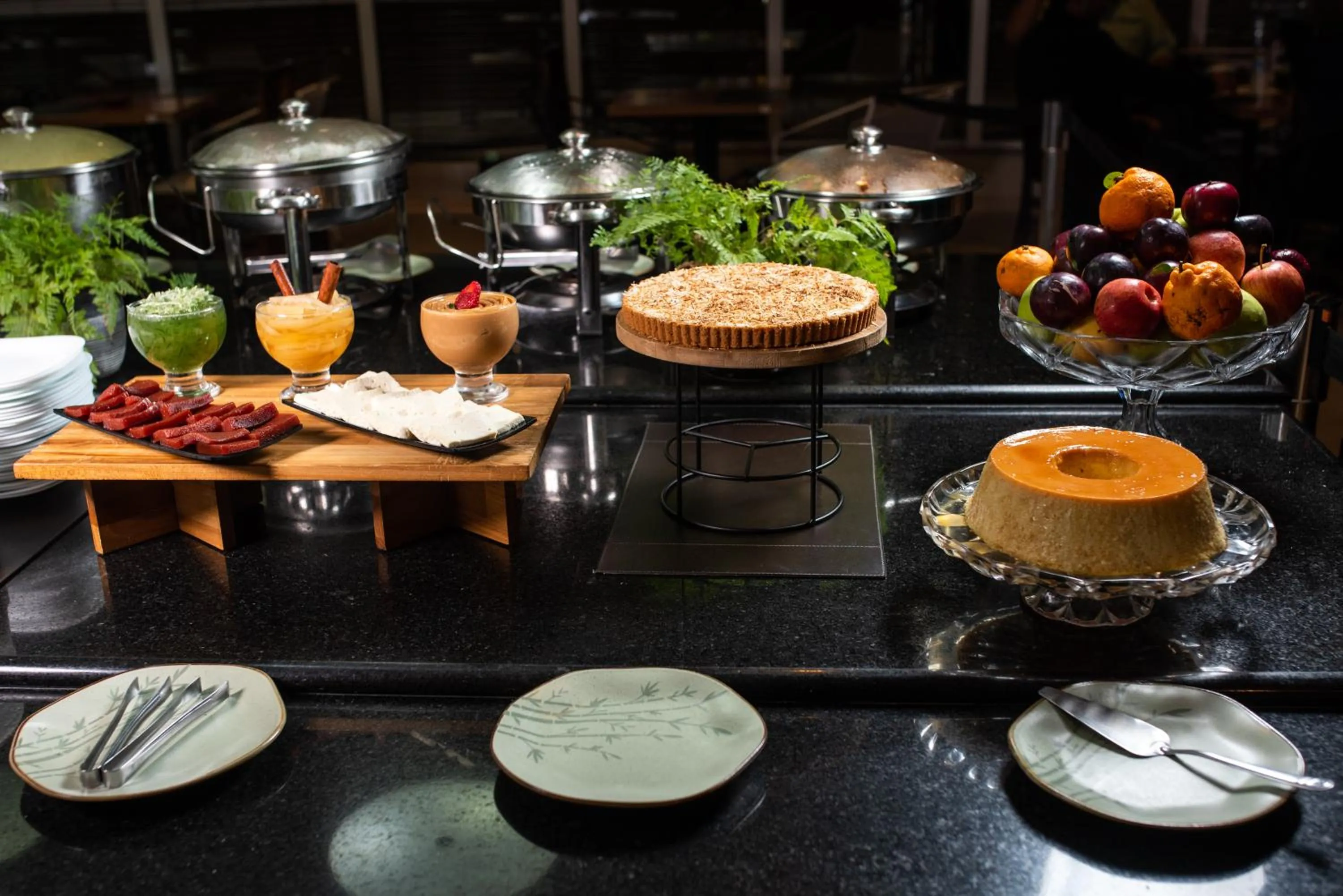 Restaurant/places to eat in ibis Betim