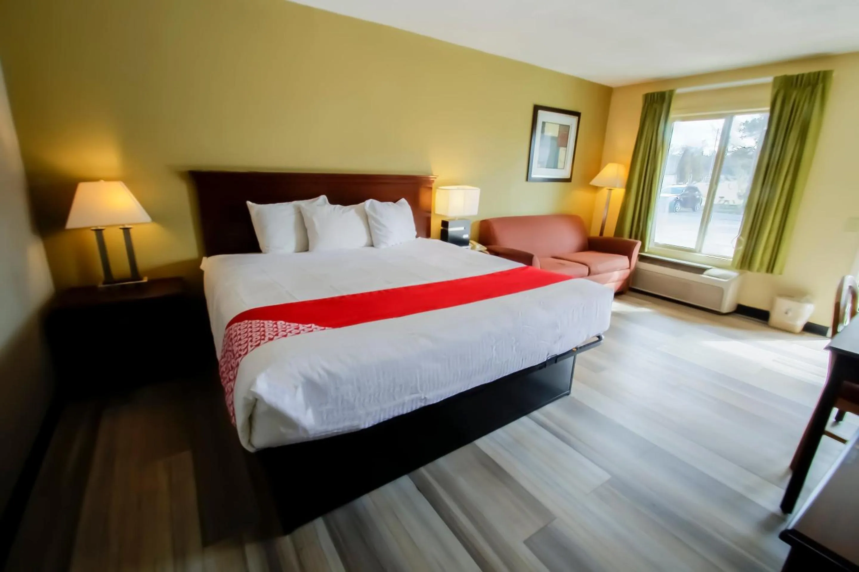 Bedroom, Bed in Cypress Inn & Suites Washington by OYO