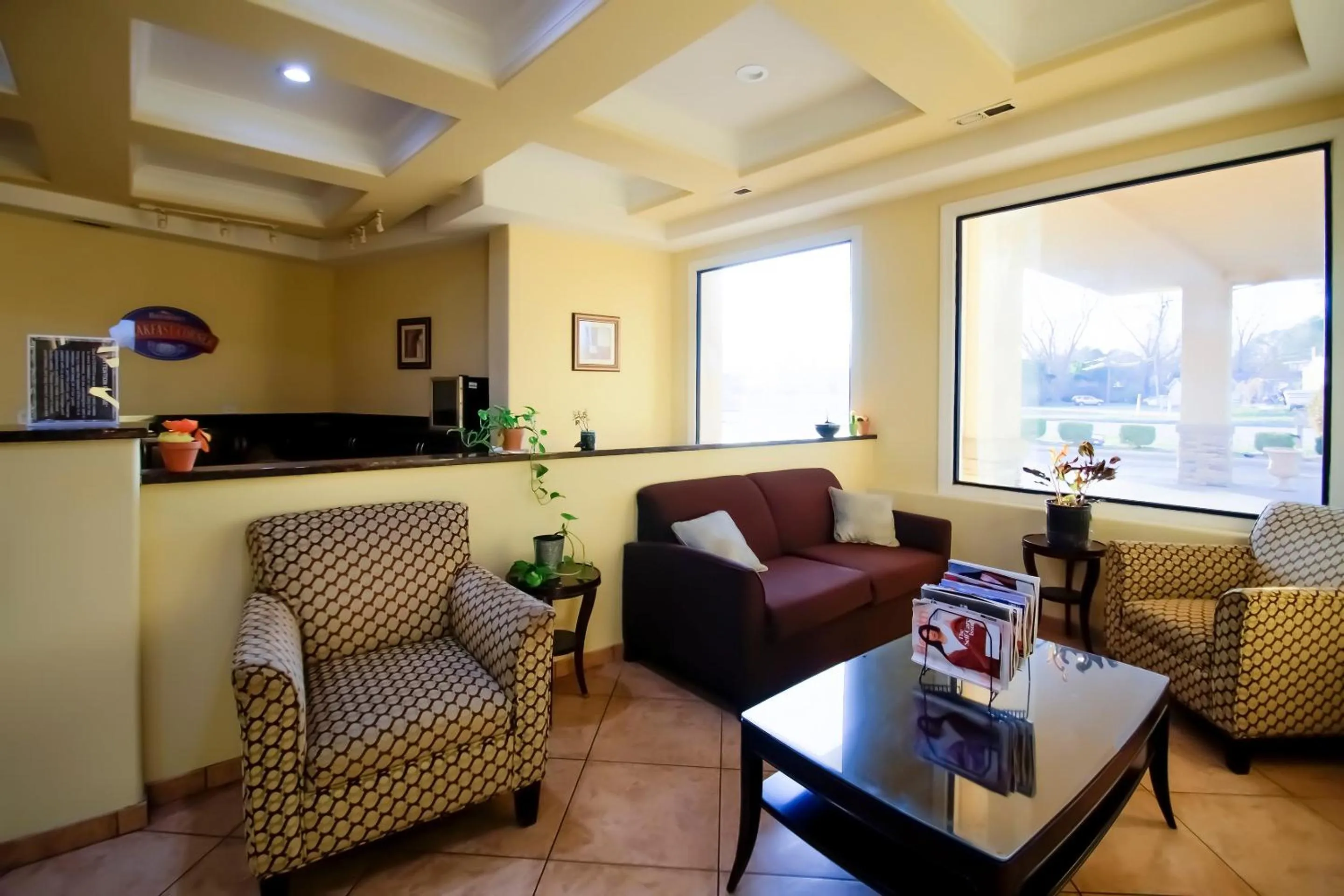 Lobby or reception in Cypress Inn & Suites Washington by OYO