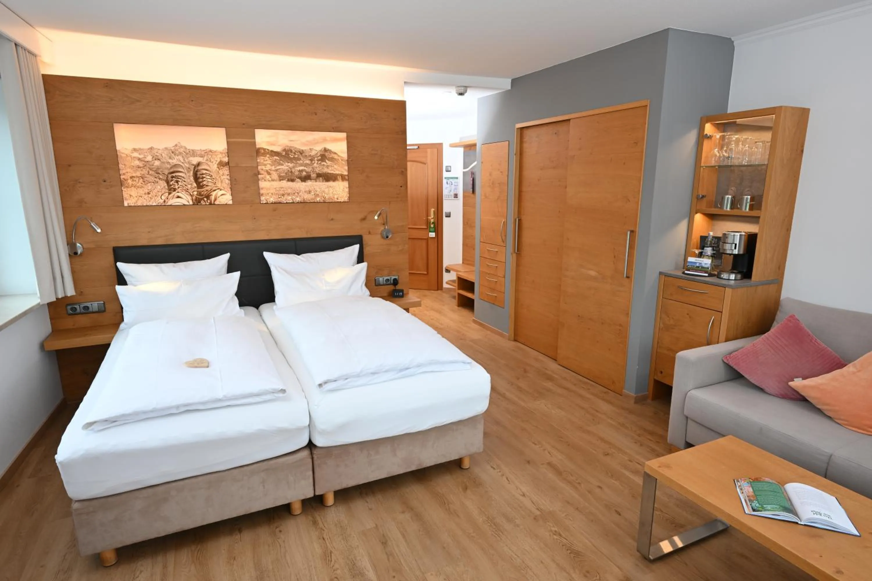 Kitchen or kitchenette, Bed in Alpenhof Oberstdorf Hotel & SPA, Signature Collection by BW