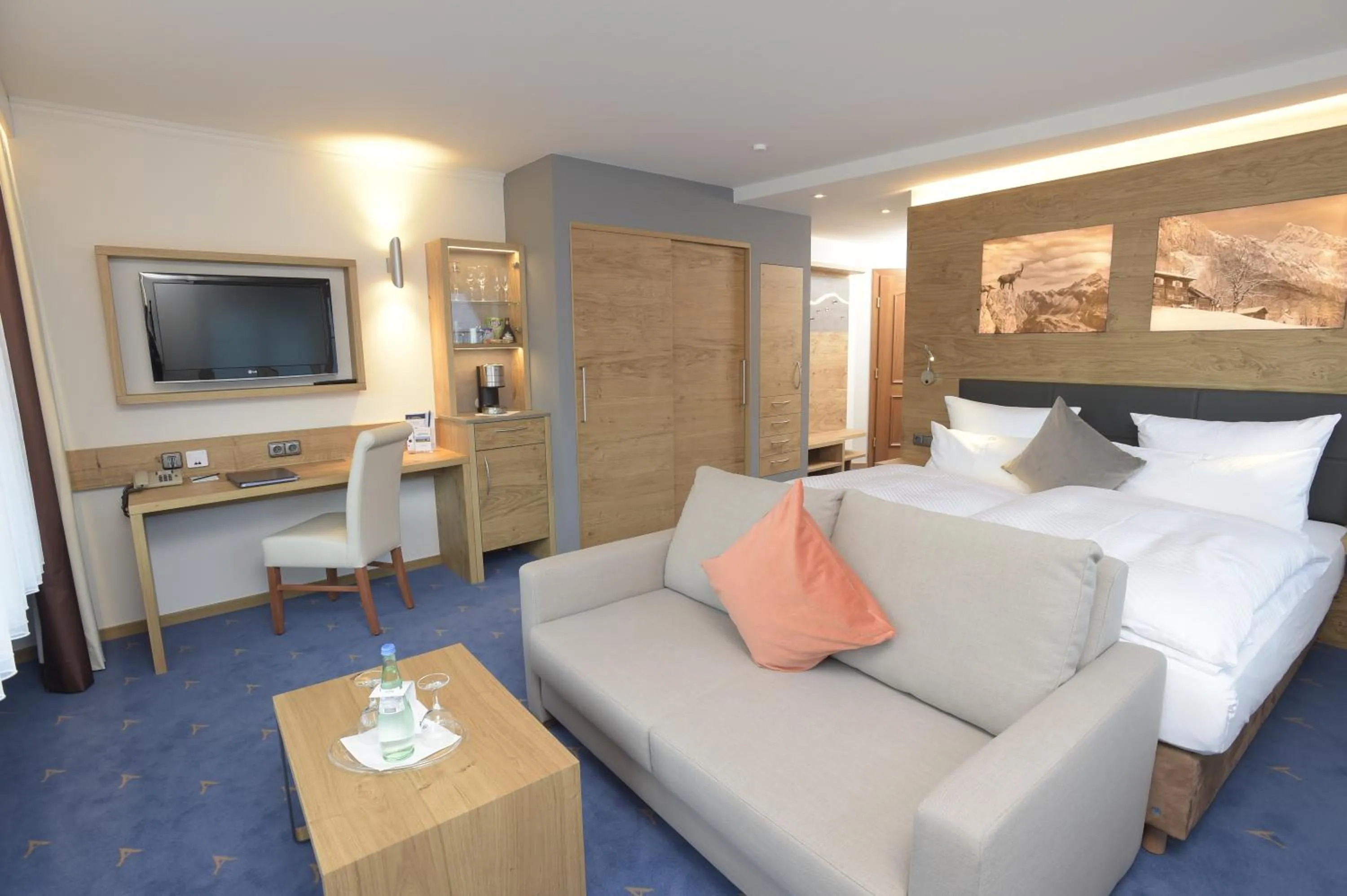 Living room, Bed in Alpenhof Oberstdorf Hotel & SPA, Signature Collection by BW