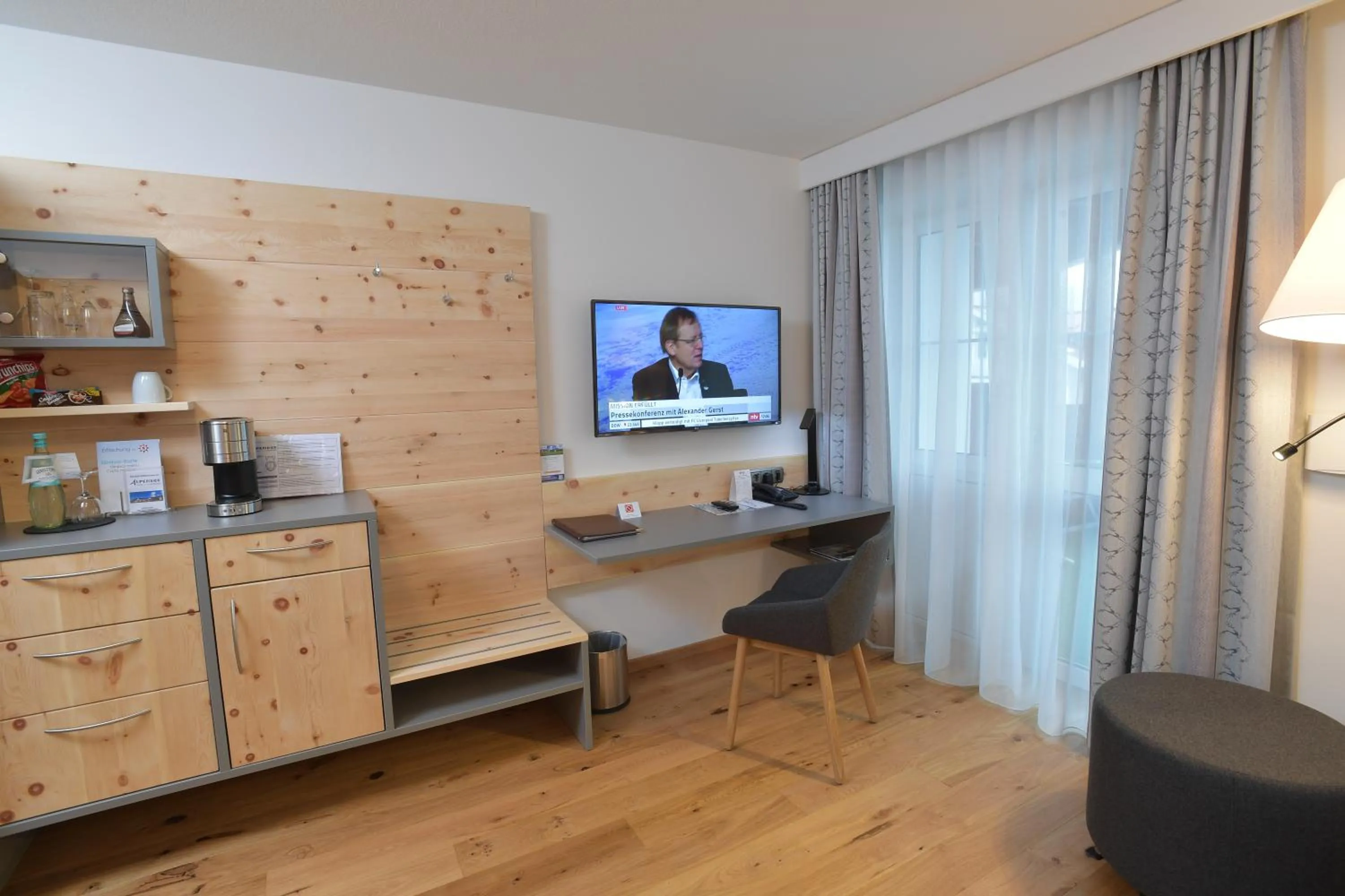 TV and multimedia in Alpenhof Oberstdorf Hotel & SPA, Signature Collection by BW