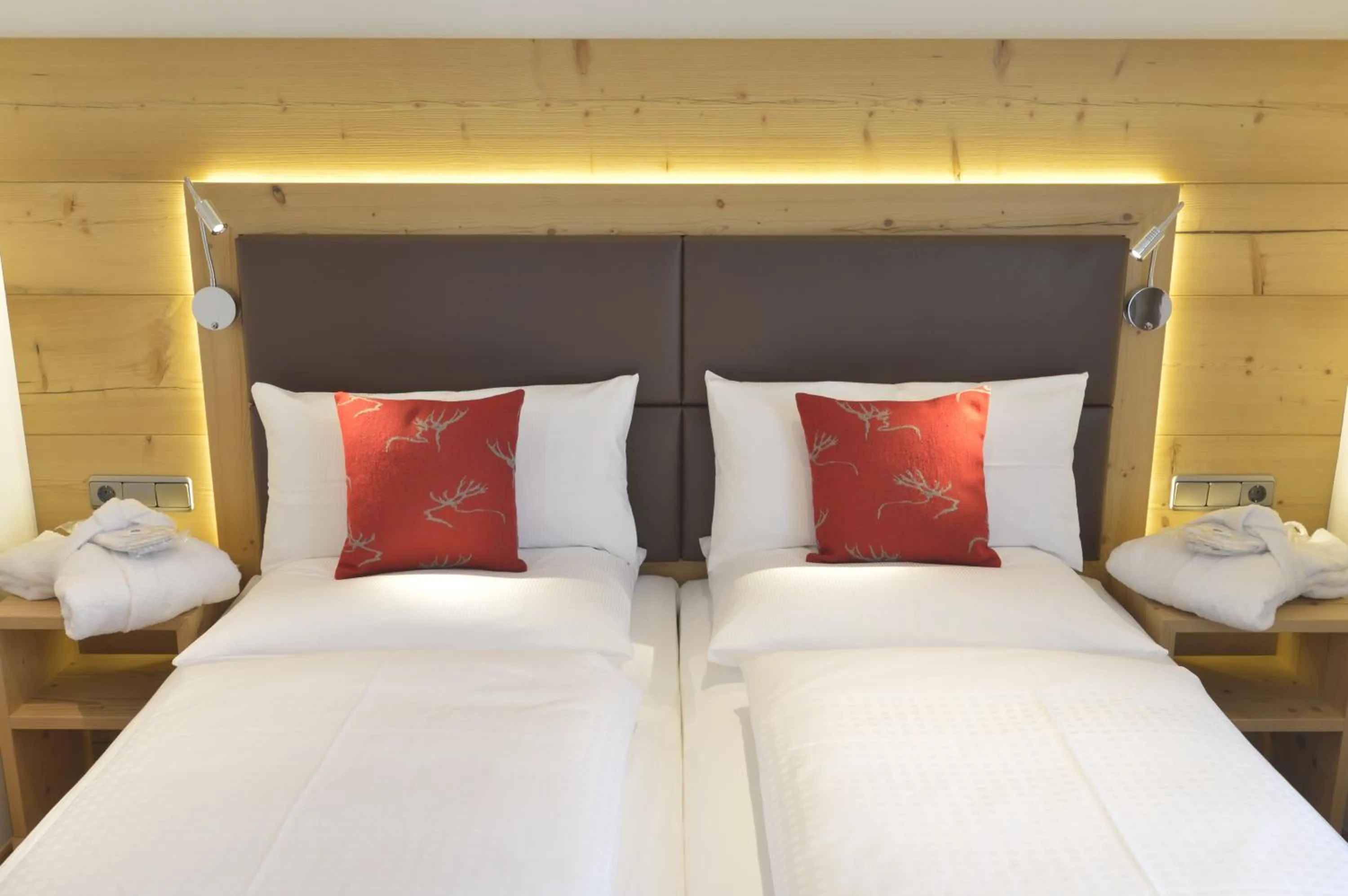 Bed in Alpenhof Oberstdorf Hotel & SPA, Signature Collection by BW