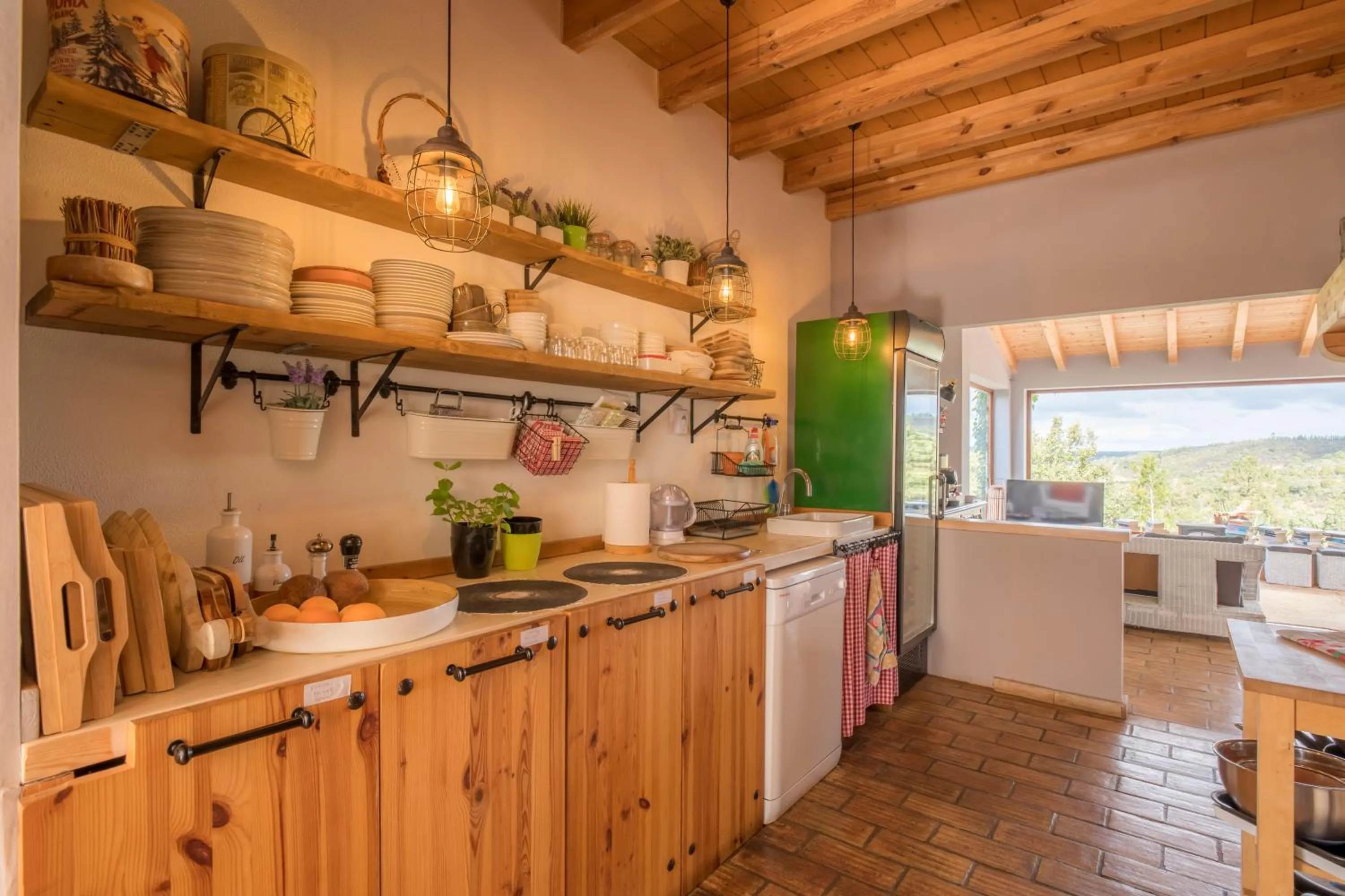 Communal kitchen in Herdade Quinta Natura Turismo Rural
