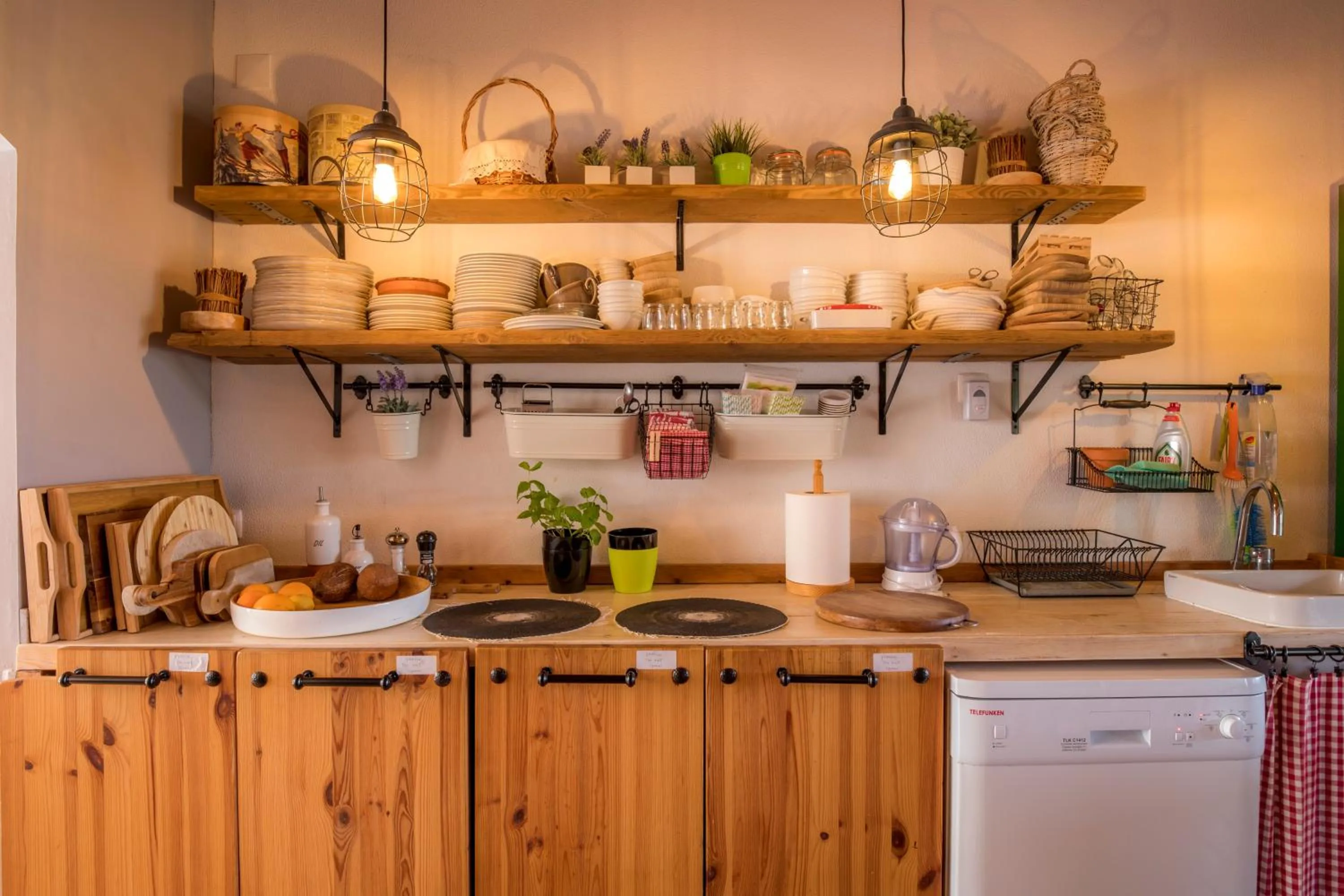 Communal kitchen in Herdade Quinta Natura Turismo Rural