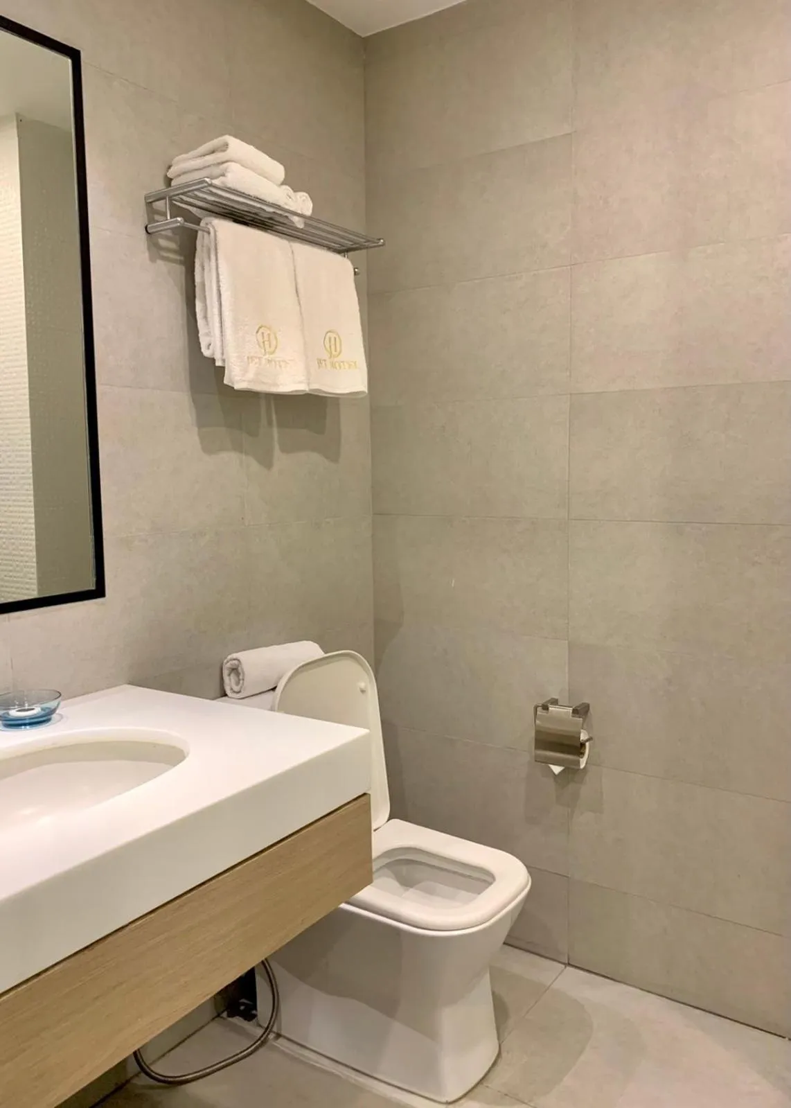 Bathroom in JET Hotel